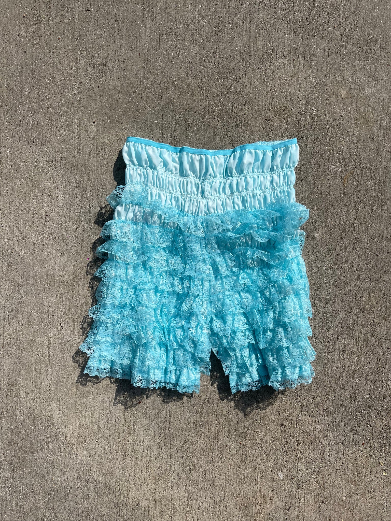 *NEW* lace bloomers