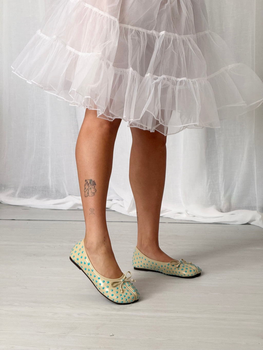 spiked tabi split toe ballet flats ♡ (size 8.5)