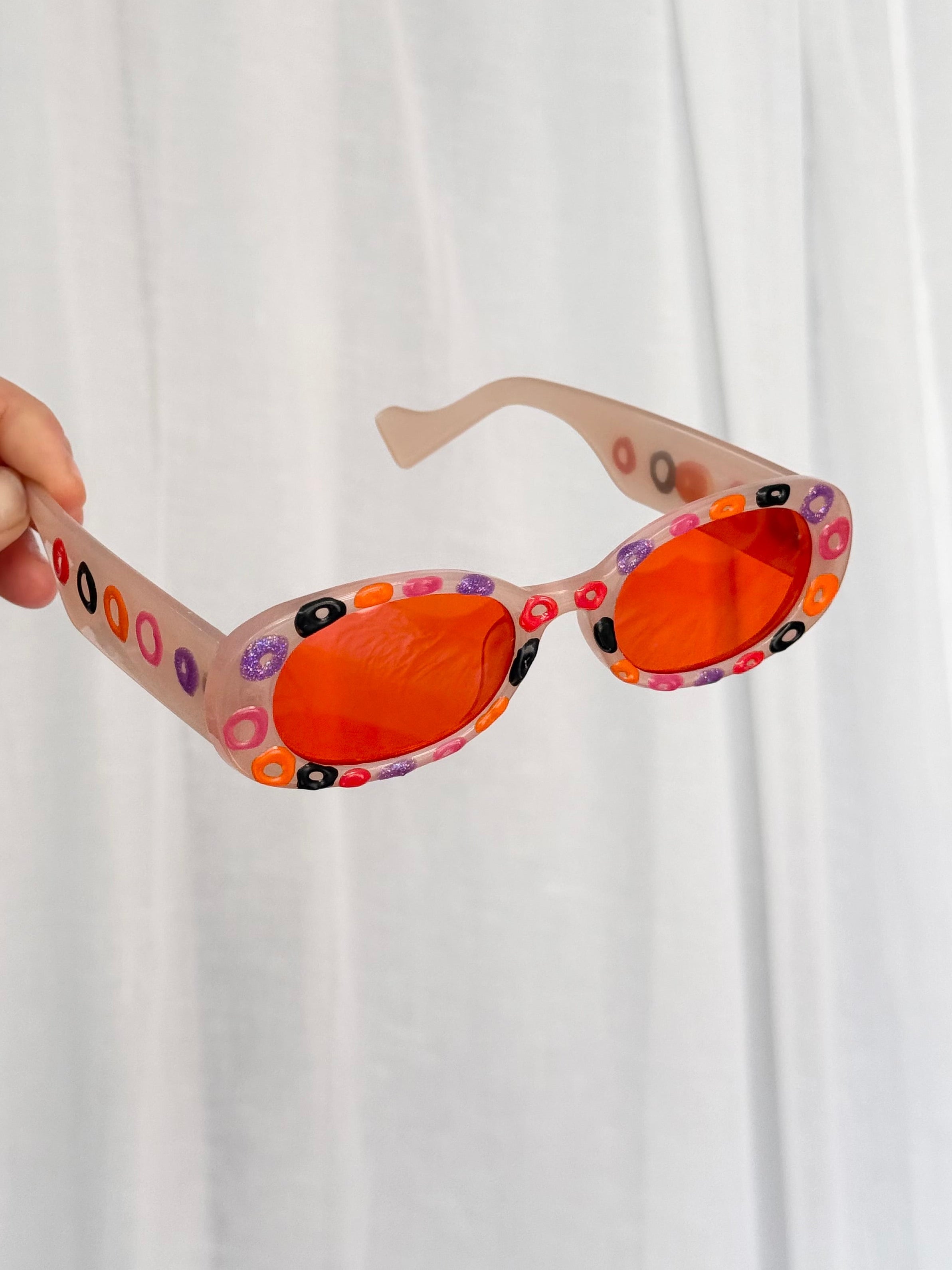 painted retro dot sunglasses
