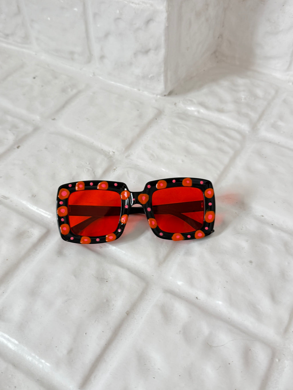 hand painted flame dot red lens statement sunglasses