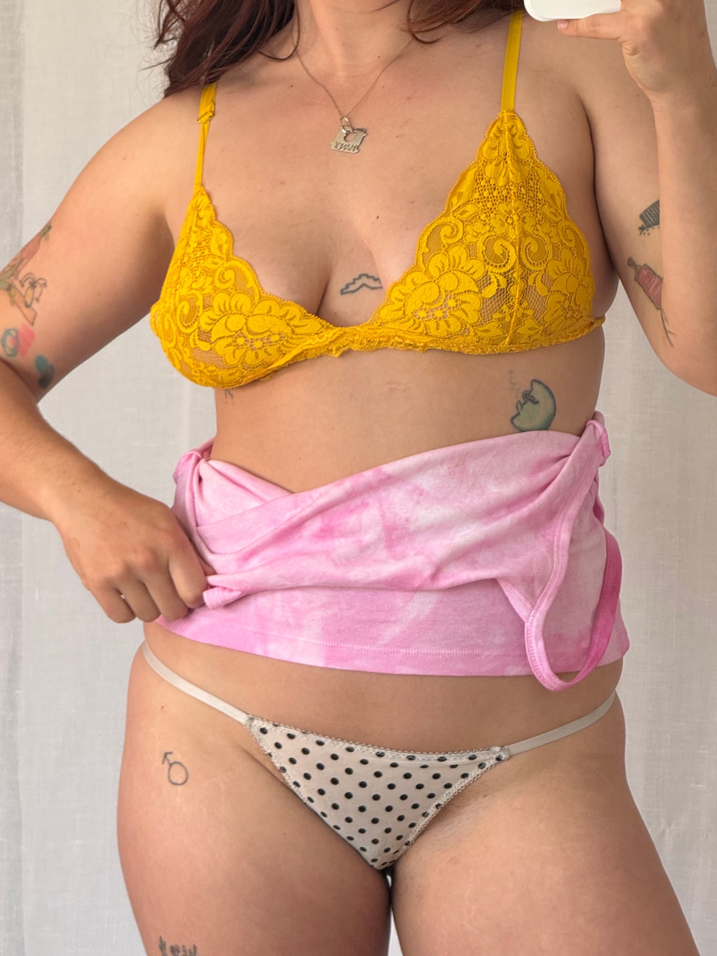 ✿ ✿ yellow lace bralette ✿ ✿