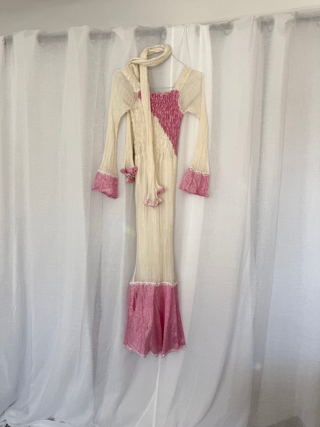 🌸 vintage pink & cream smocked maxi dress + scarf