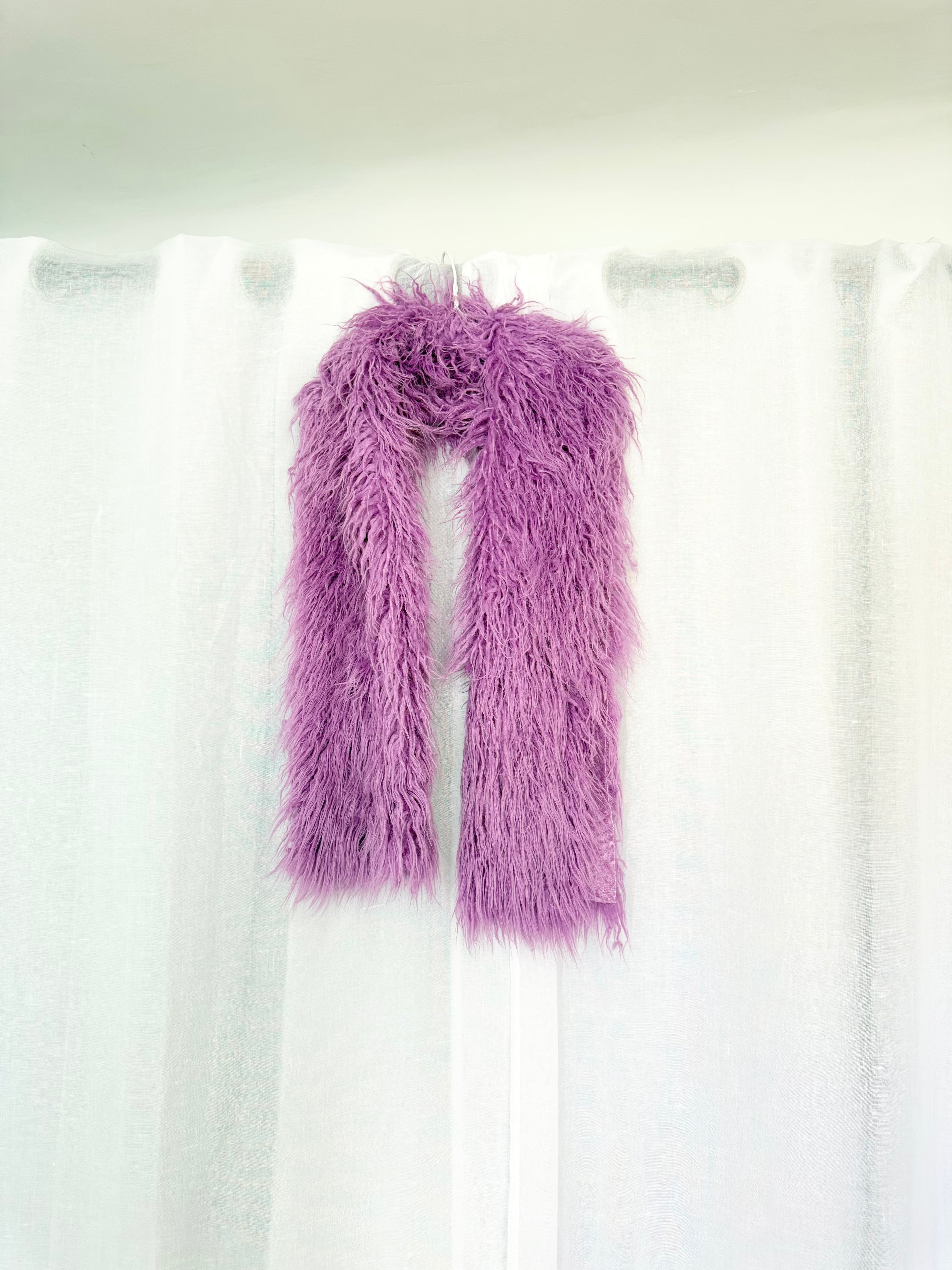 ✿ purple shaggy faux fur scarf