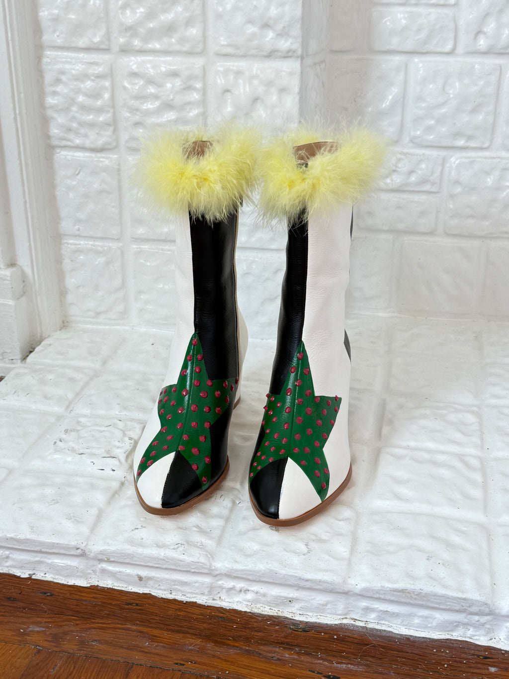 ⭐️ hand painted star boots ⭐️