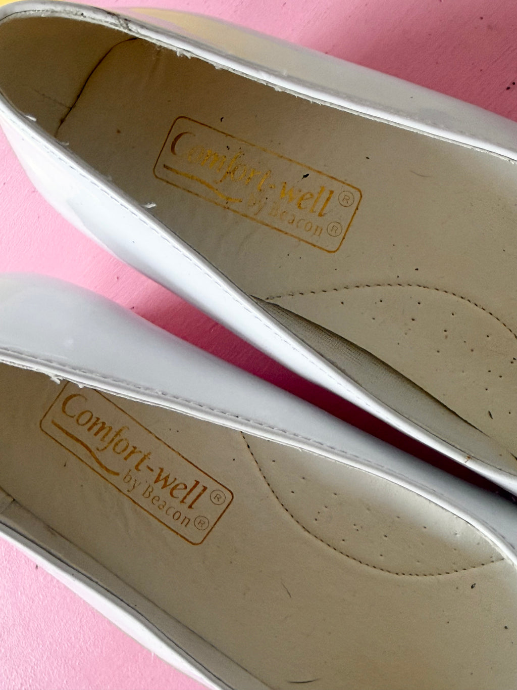 ✿ vintage pink and white mod heels ✿ (size 8.5)