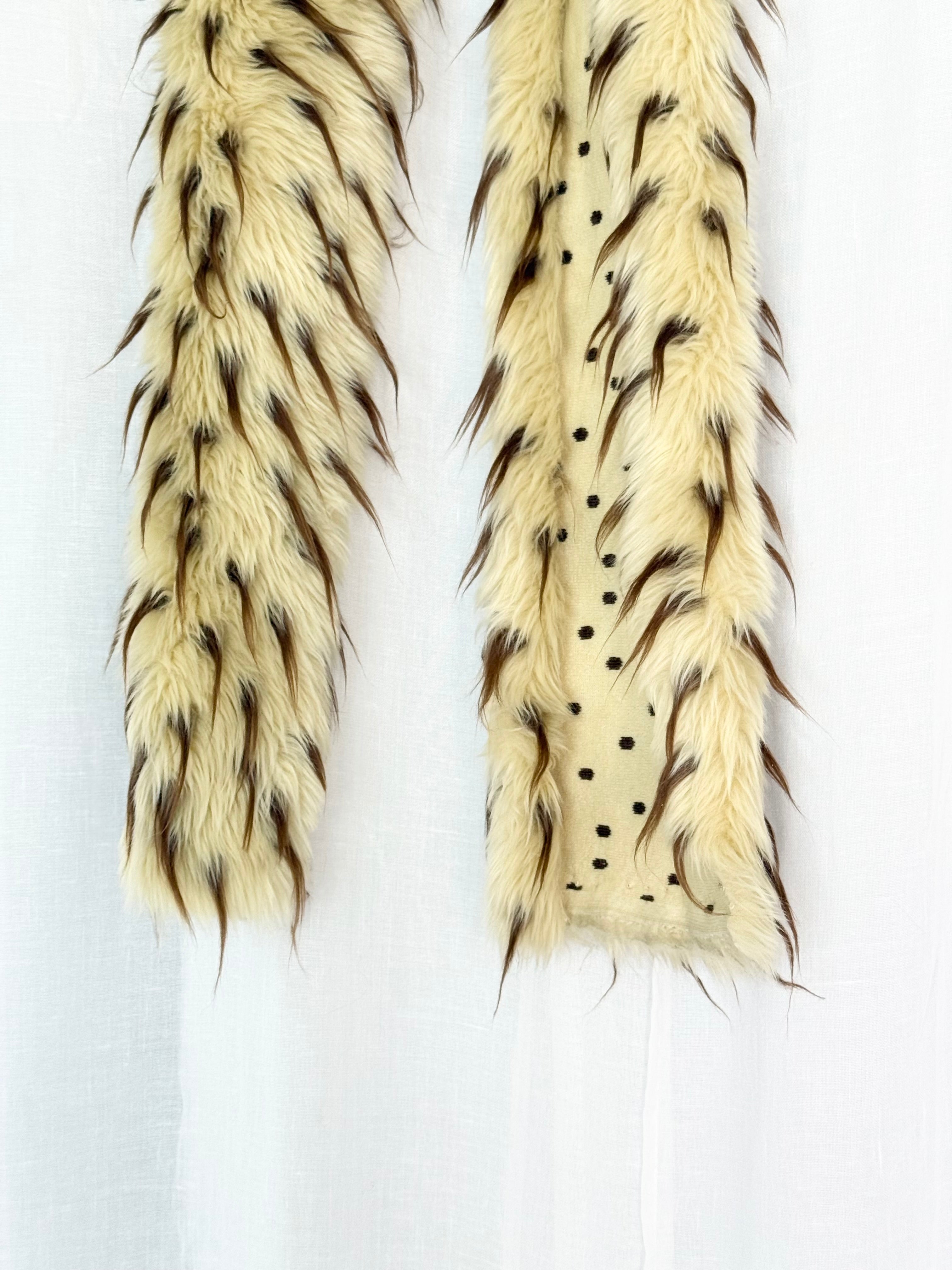 faux fur skinny scarf