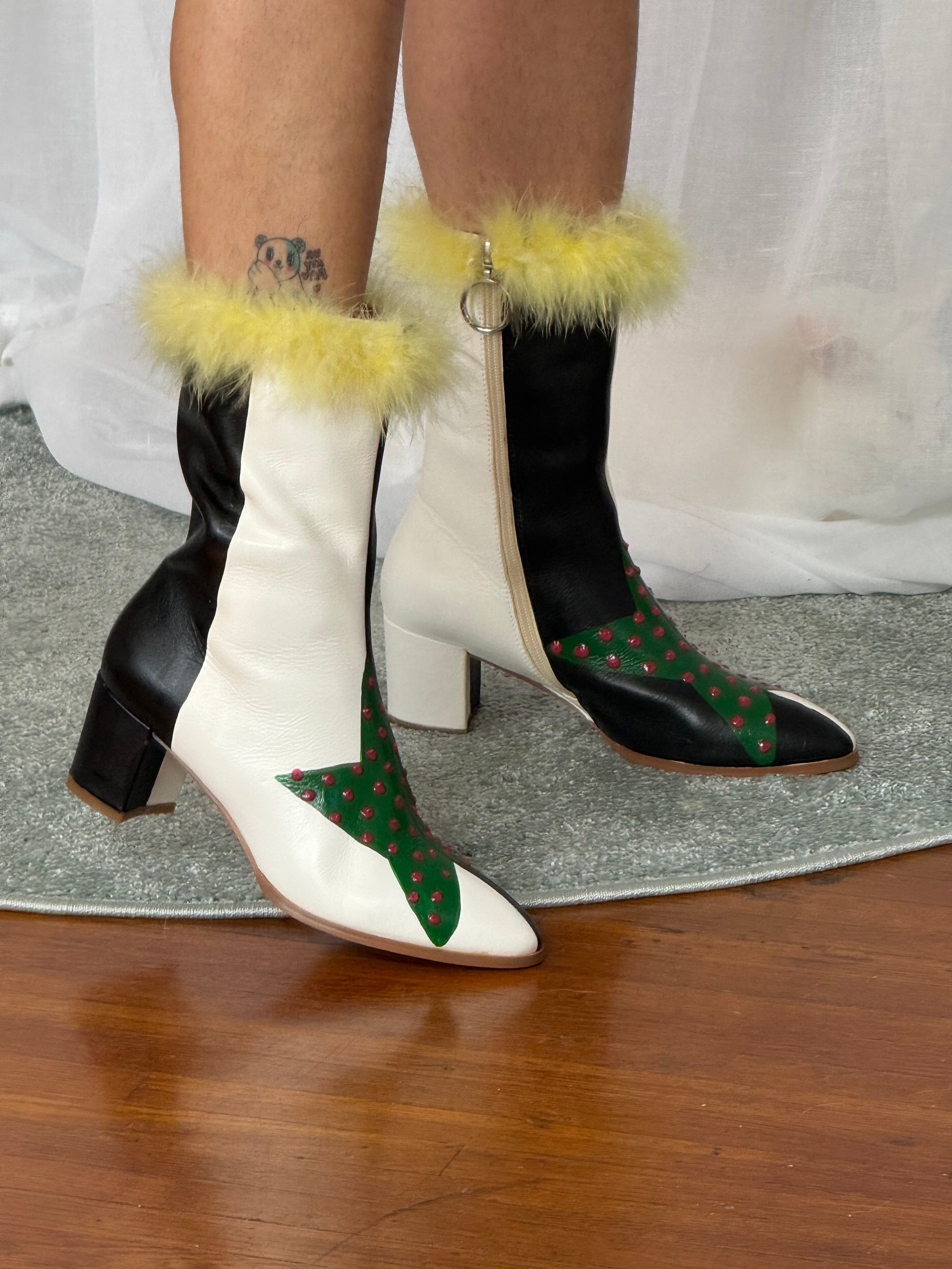 ⭐️ hand painted star boots ⭐️