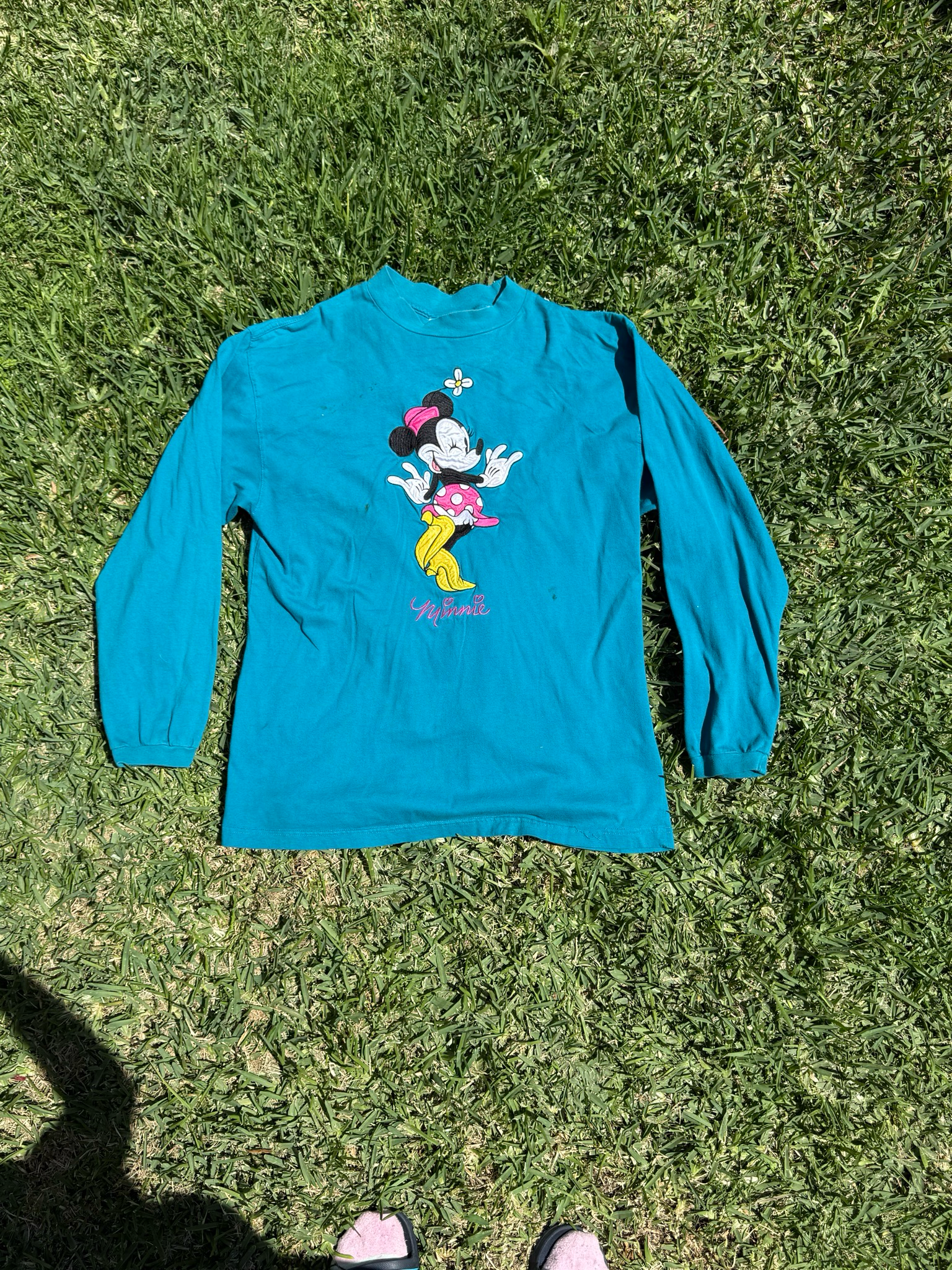 vintage embroidered minnie long sleeves