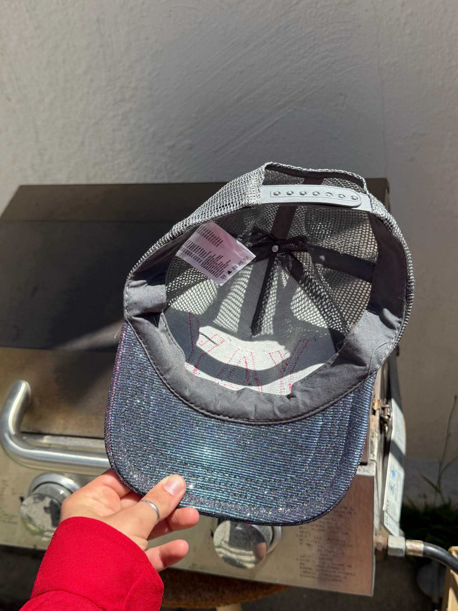 YAY mesh sparkle trucker hat