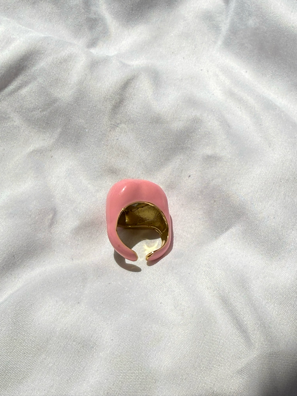 pink heart enamel ring