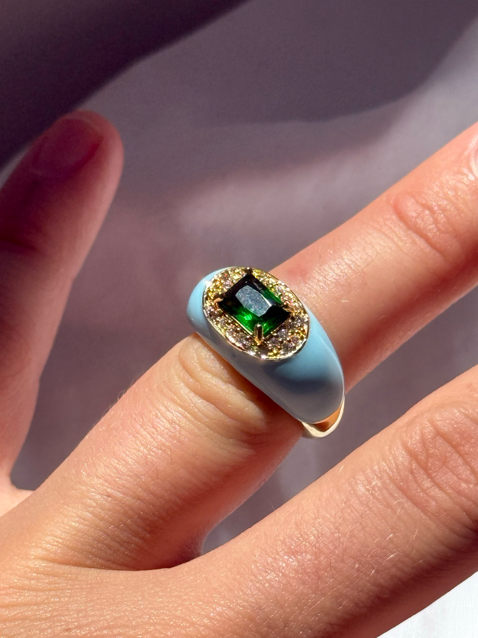 emerald enamel ring