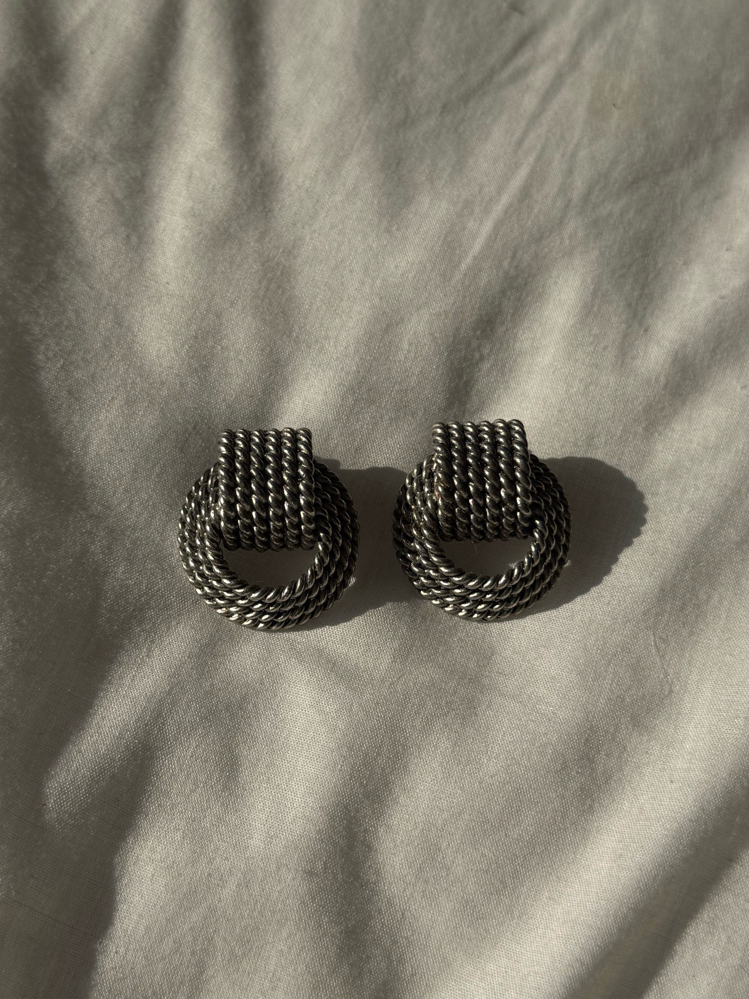 🖇 vintage twisted rope earrings