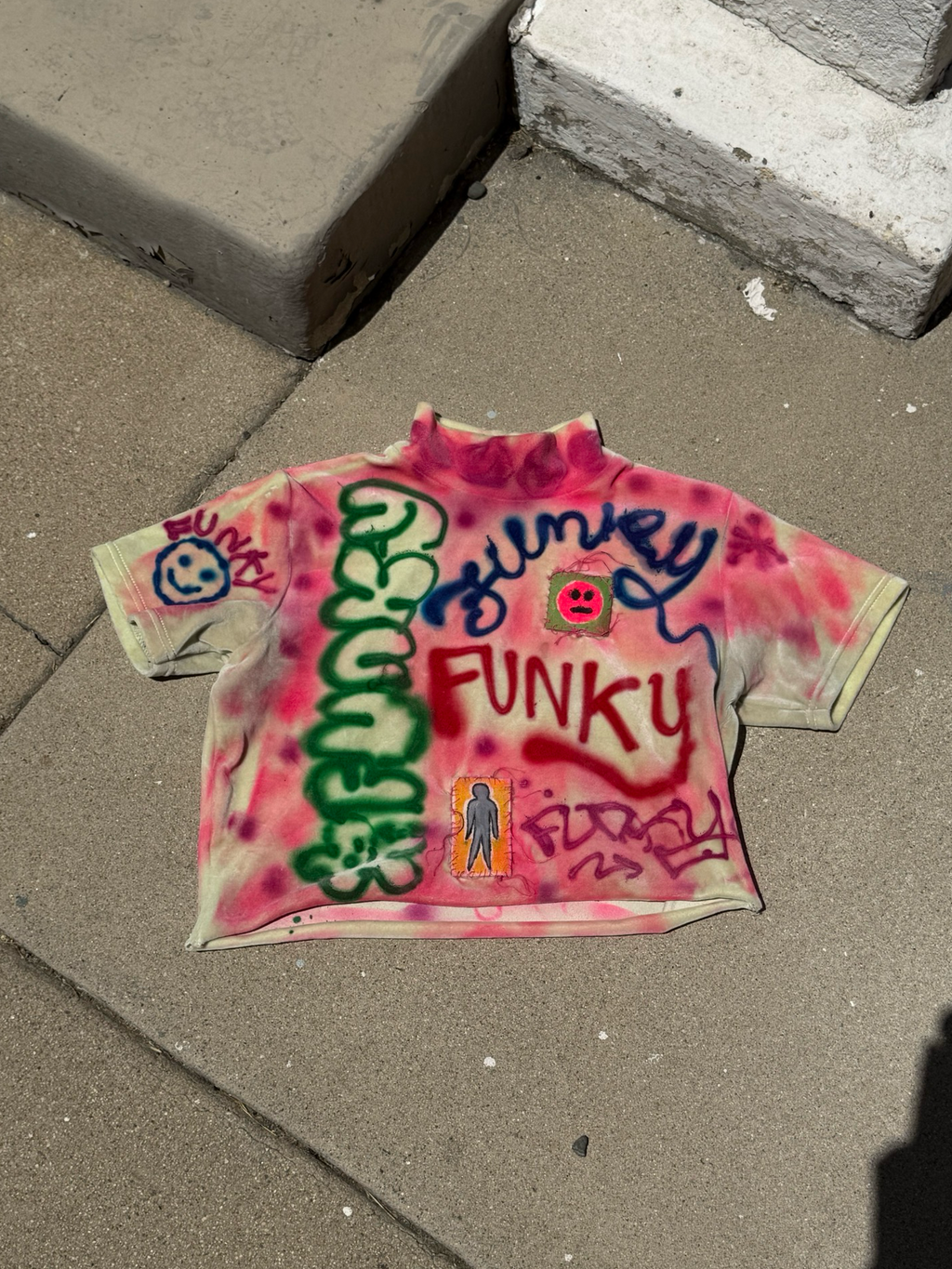 airbrush graffiti velvet mock neck