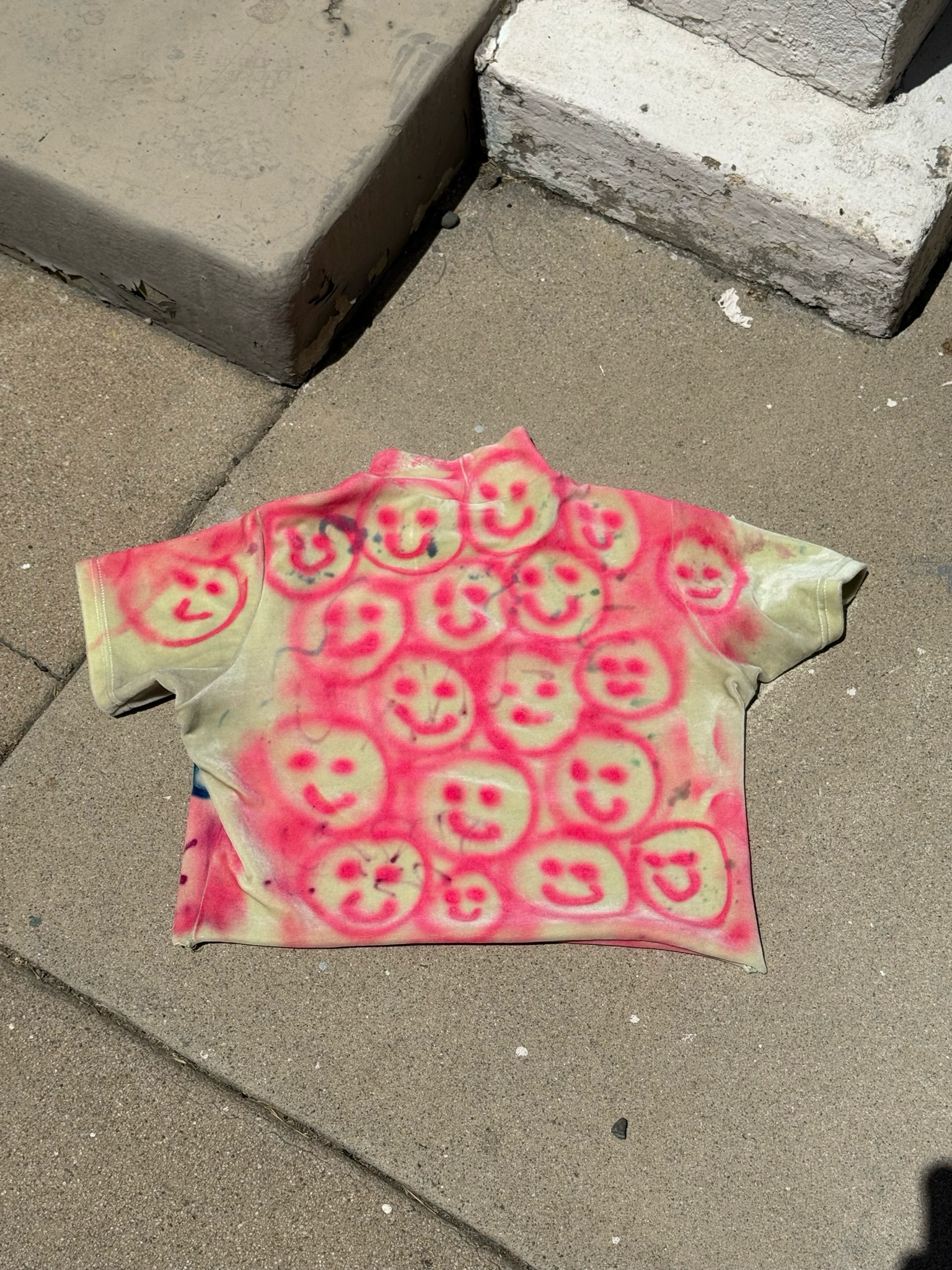 airbrush graffiti velvet mock neck