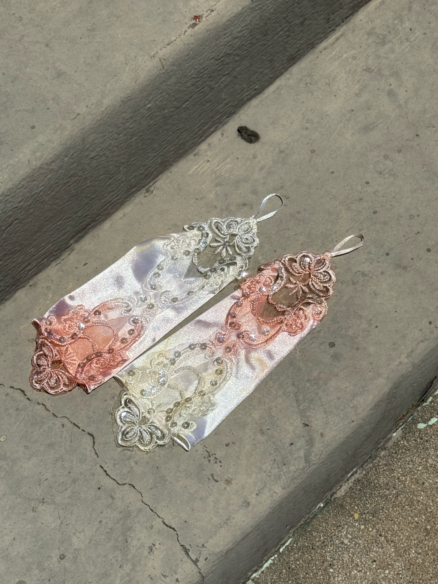 beaded lace fingerless gloves