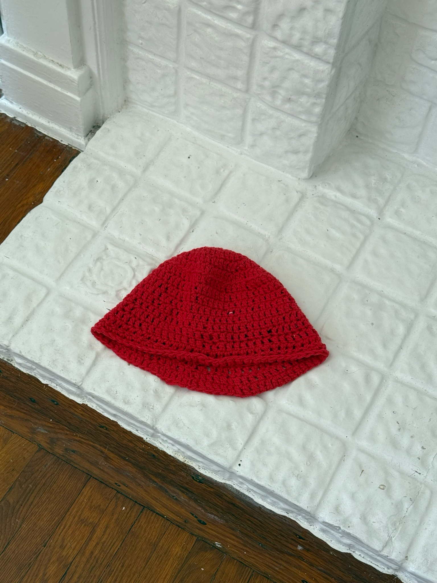 red knit beanie