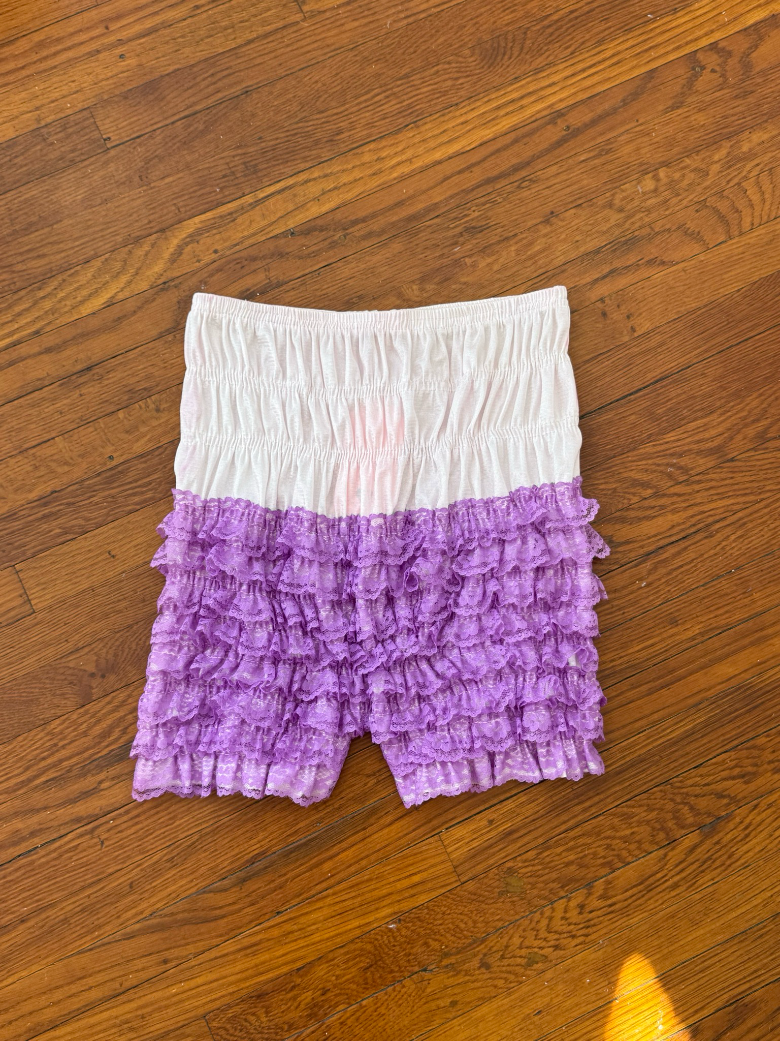 purple bloomers