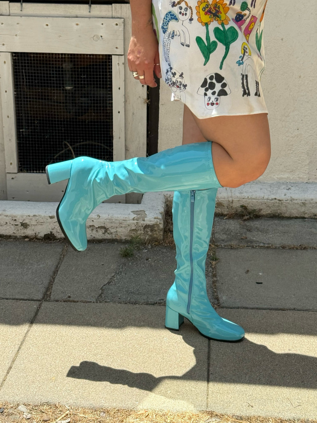 blue gogo boots