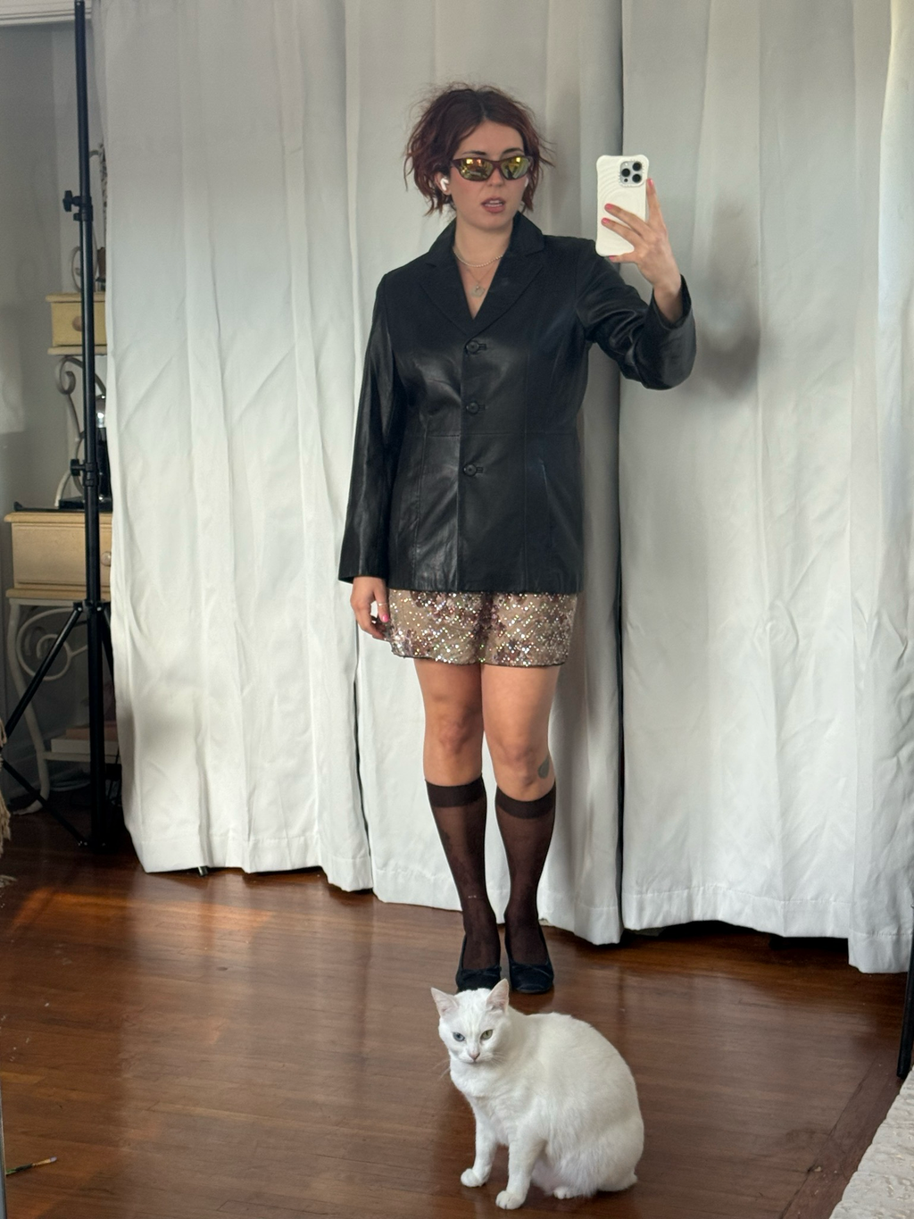 perfect 90’s leather jacket