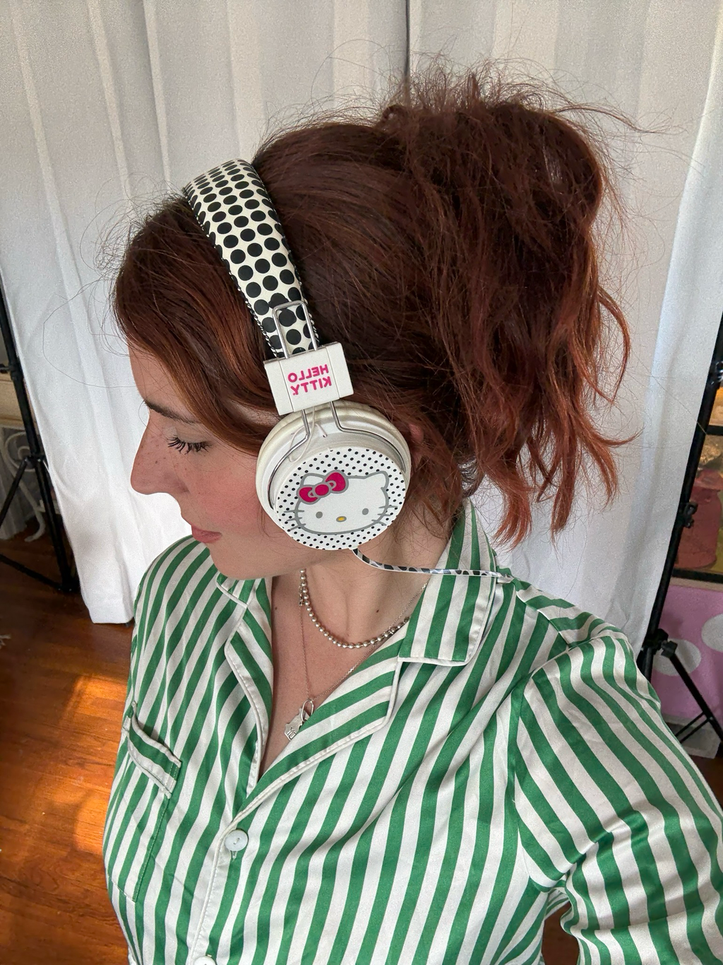 hello kitty headphones