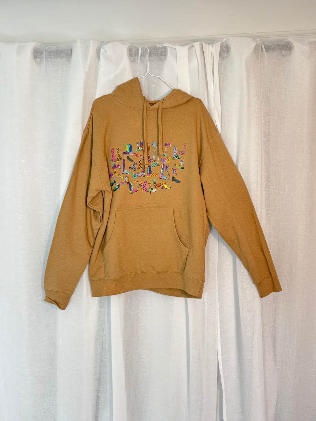 hand-painted boots hoodie 🤎👢