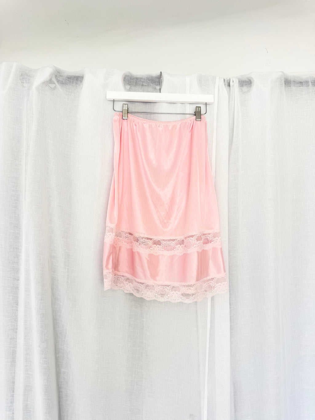 coquette pink lace slip skirt ✧