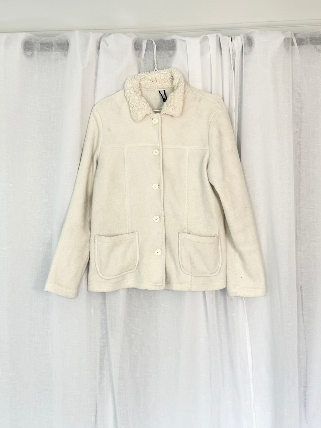 vintage forever 21 teddy jacket 🤍