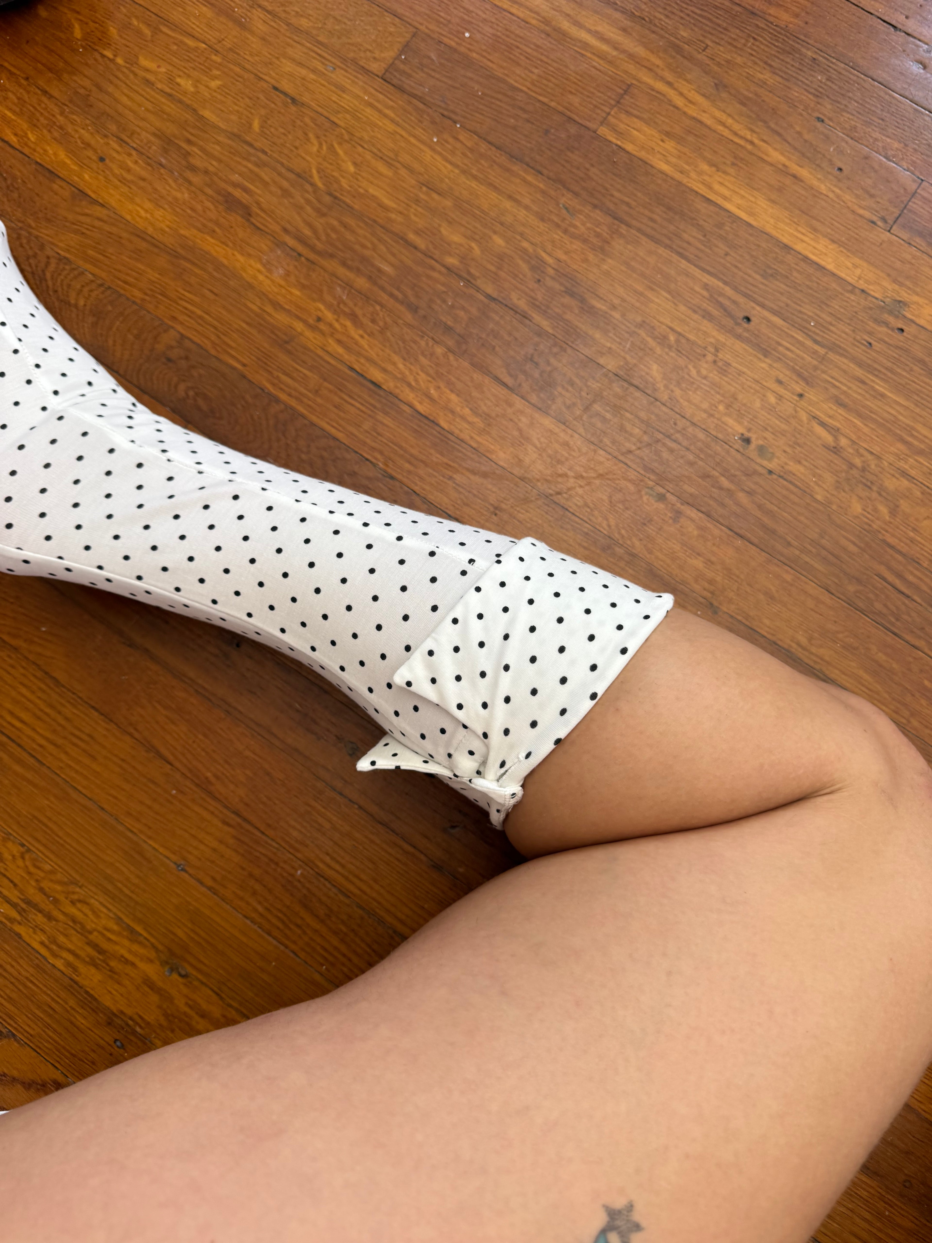 ✿ polka dot button cuff knee high socks •