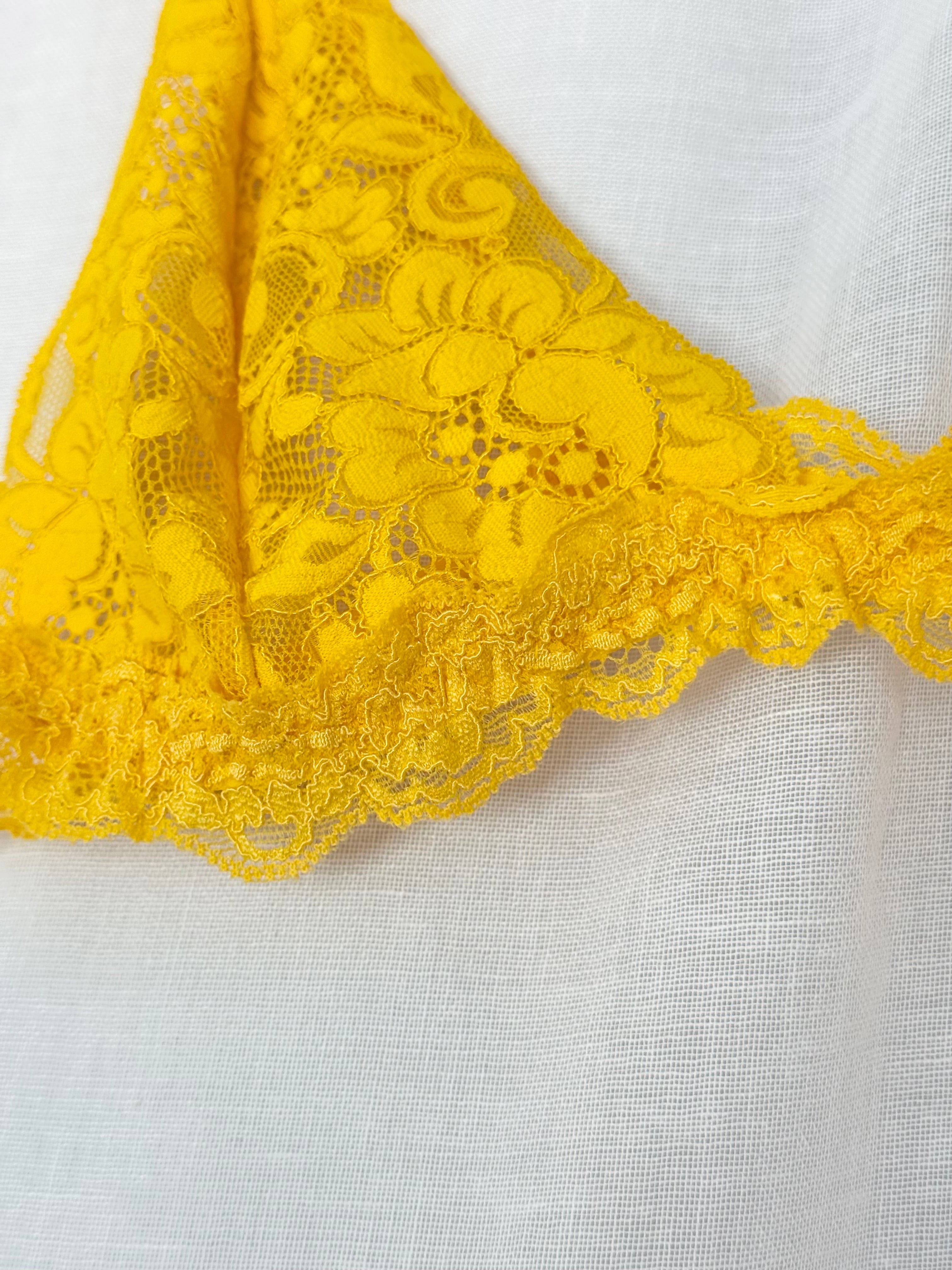 ✿ ✿ yellow lace bralette ✿ ✿