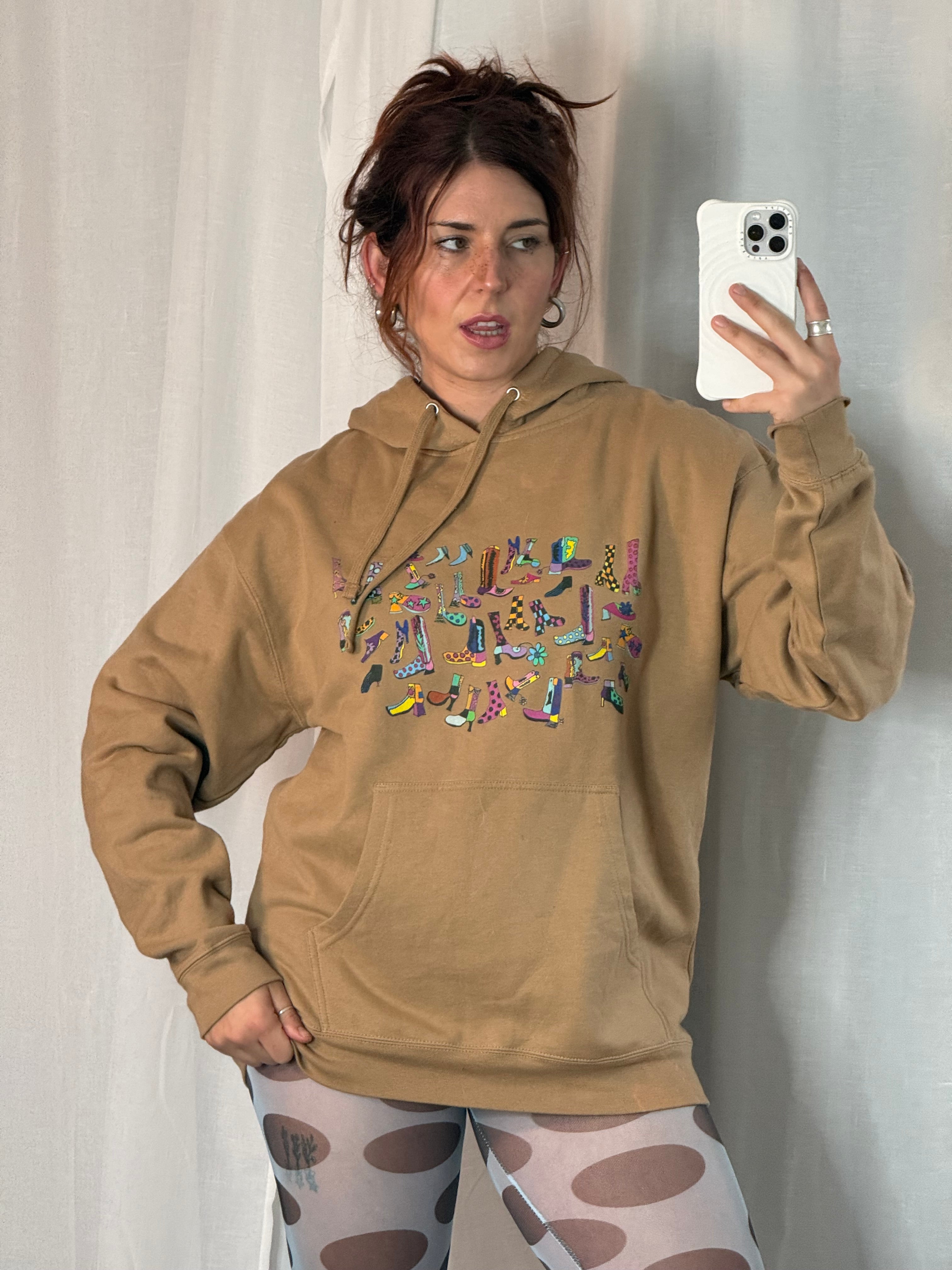 hand-painted boots hoodie 🤎👢