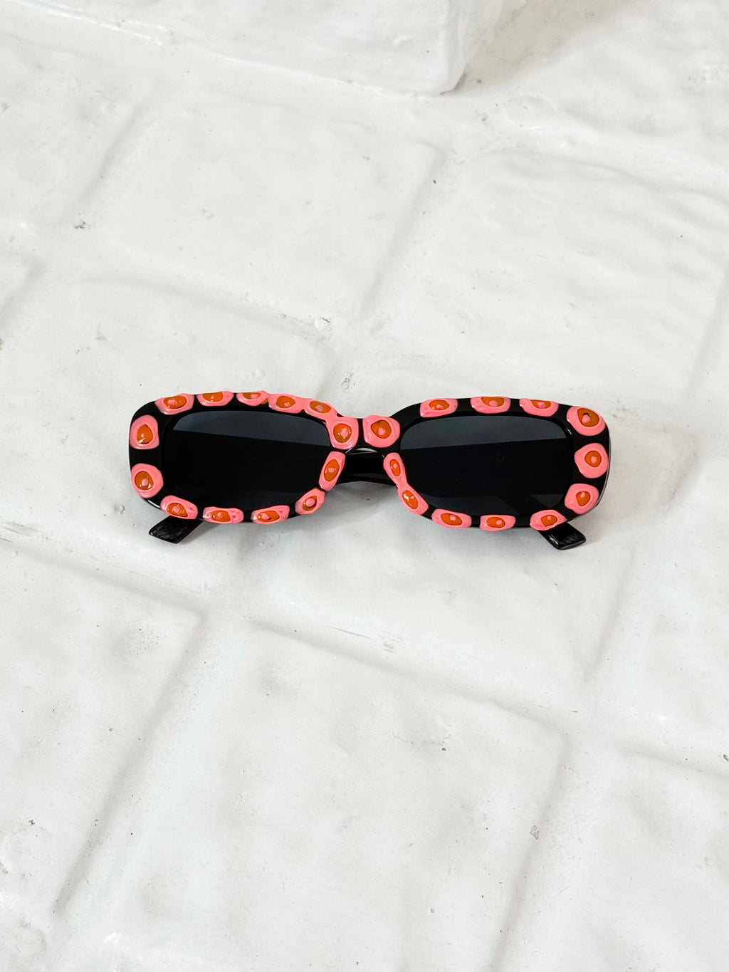 ✿ hand painted sunglasses ✿