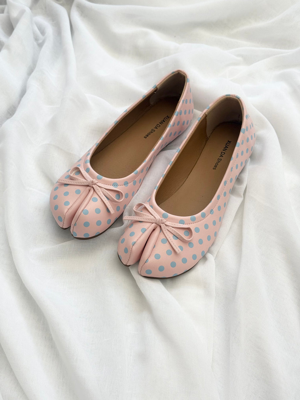 ✿ pink polka dot tabi ballet flats (size 8.5)