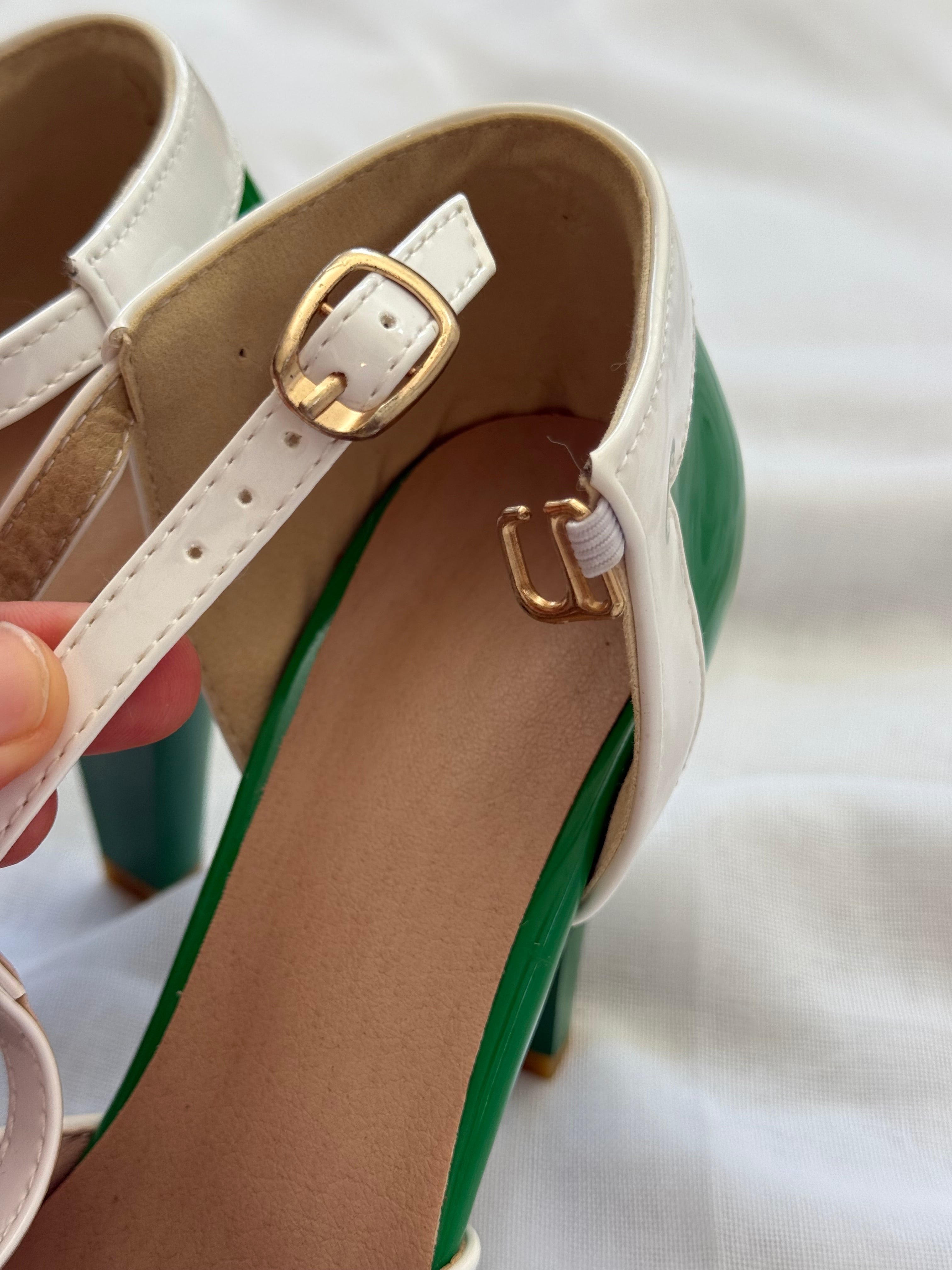 ✿ green bow pearl mary jane heels • (size 8)