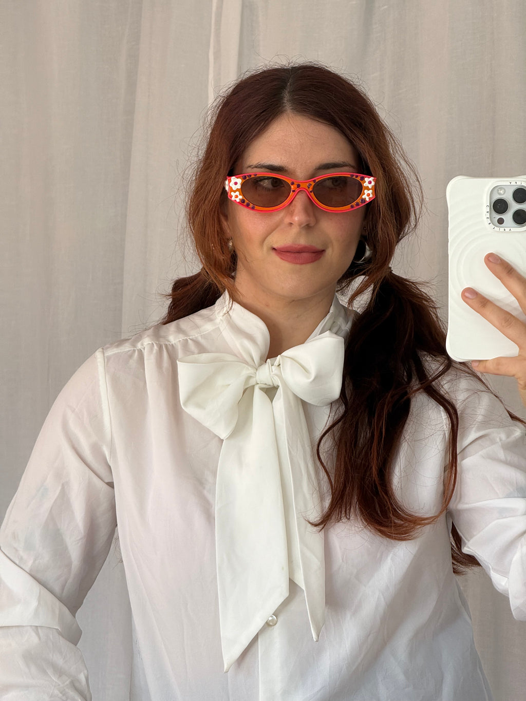 hot pink daisy micro sunglasses