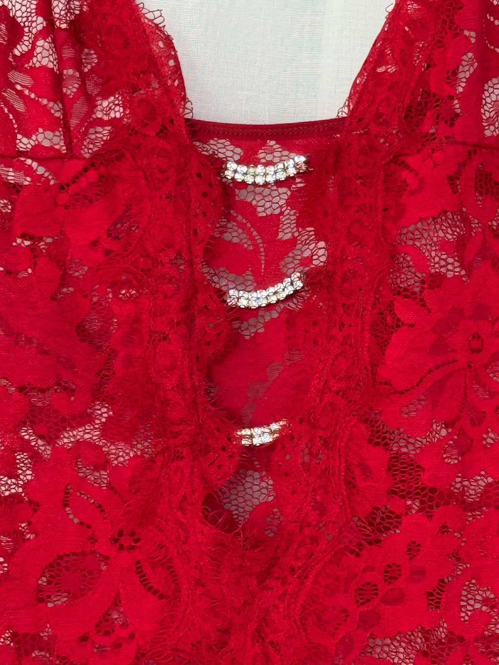 red lace rhinestone mini dress ♡