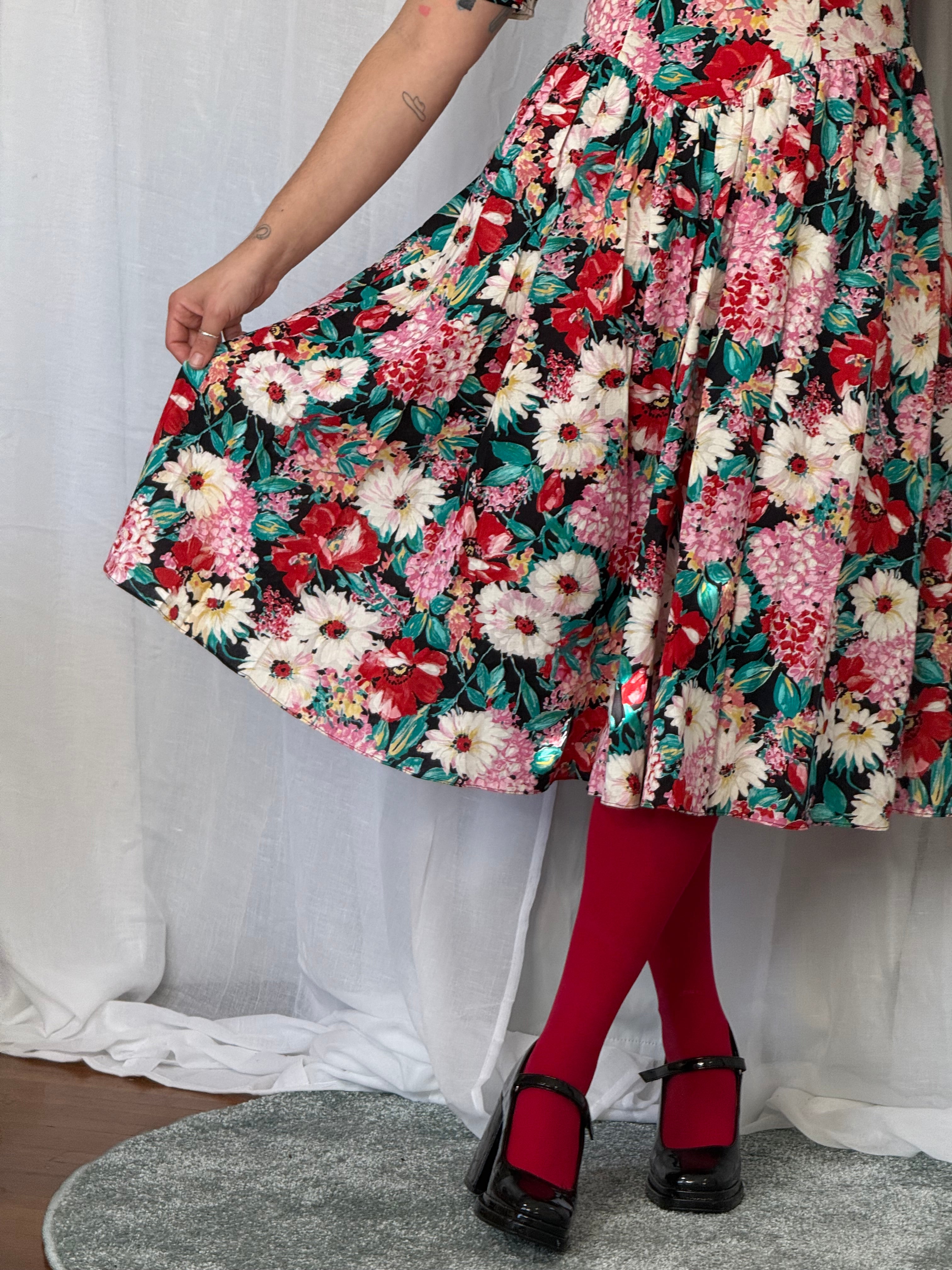 vintage floral puff sleeve midi dress