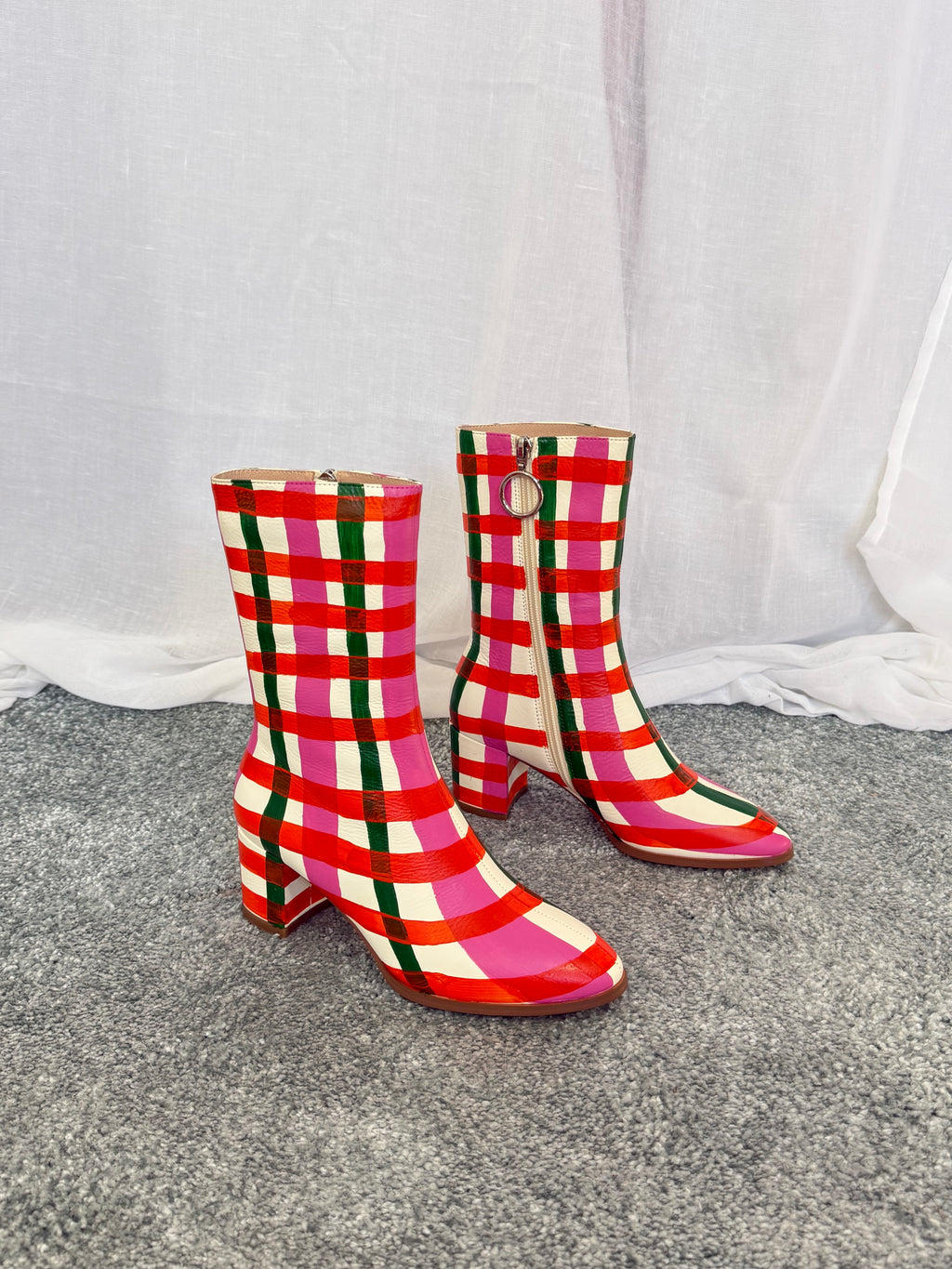 ♡ hand-painted plaid boots ♡