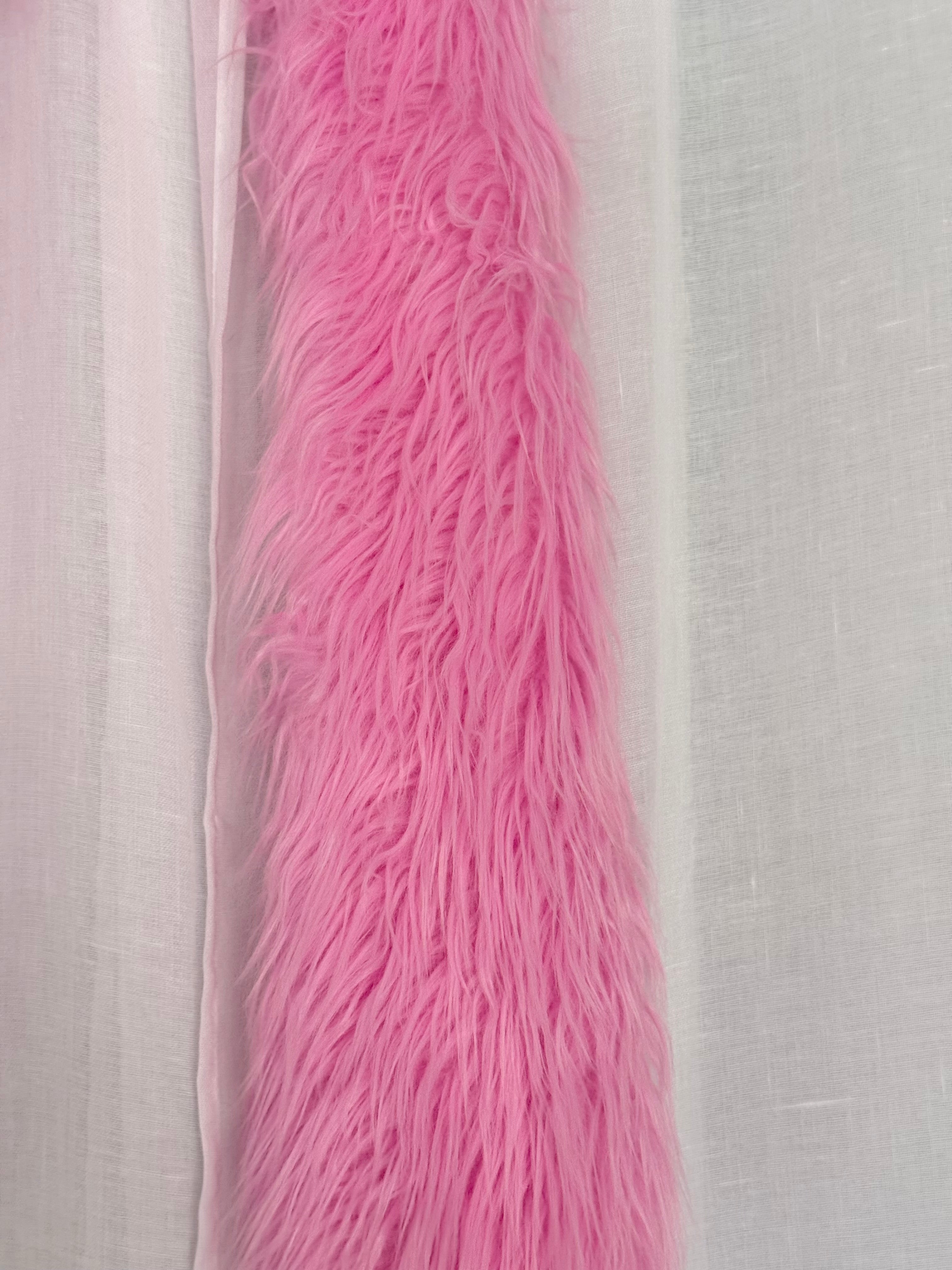 ˚｡⋆୨୧˚ hot pink faux fur scarf ˚୨୧⋆｡˚ ⋆