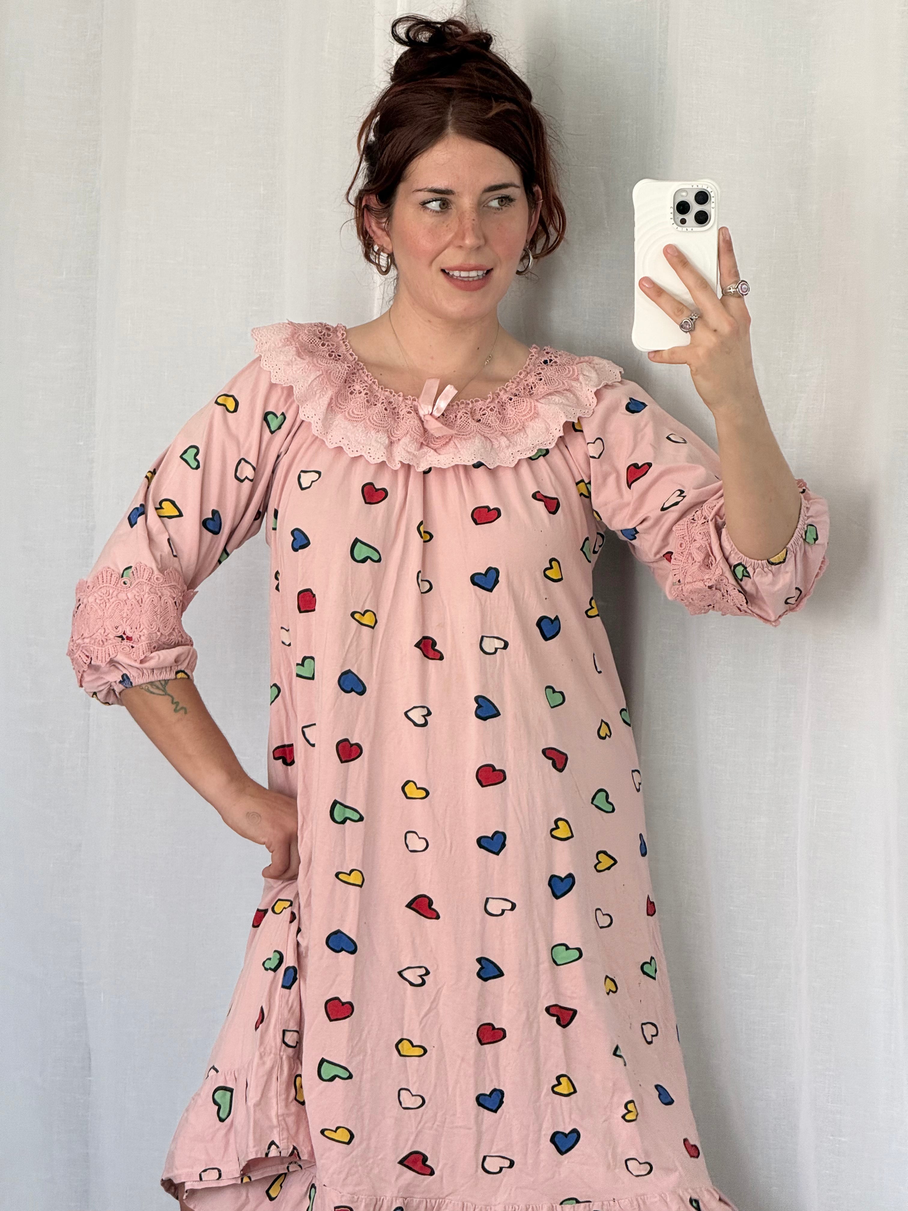 ✦ vintage pink clowncore babydoll lace dress
