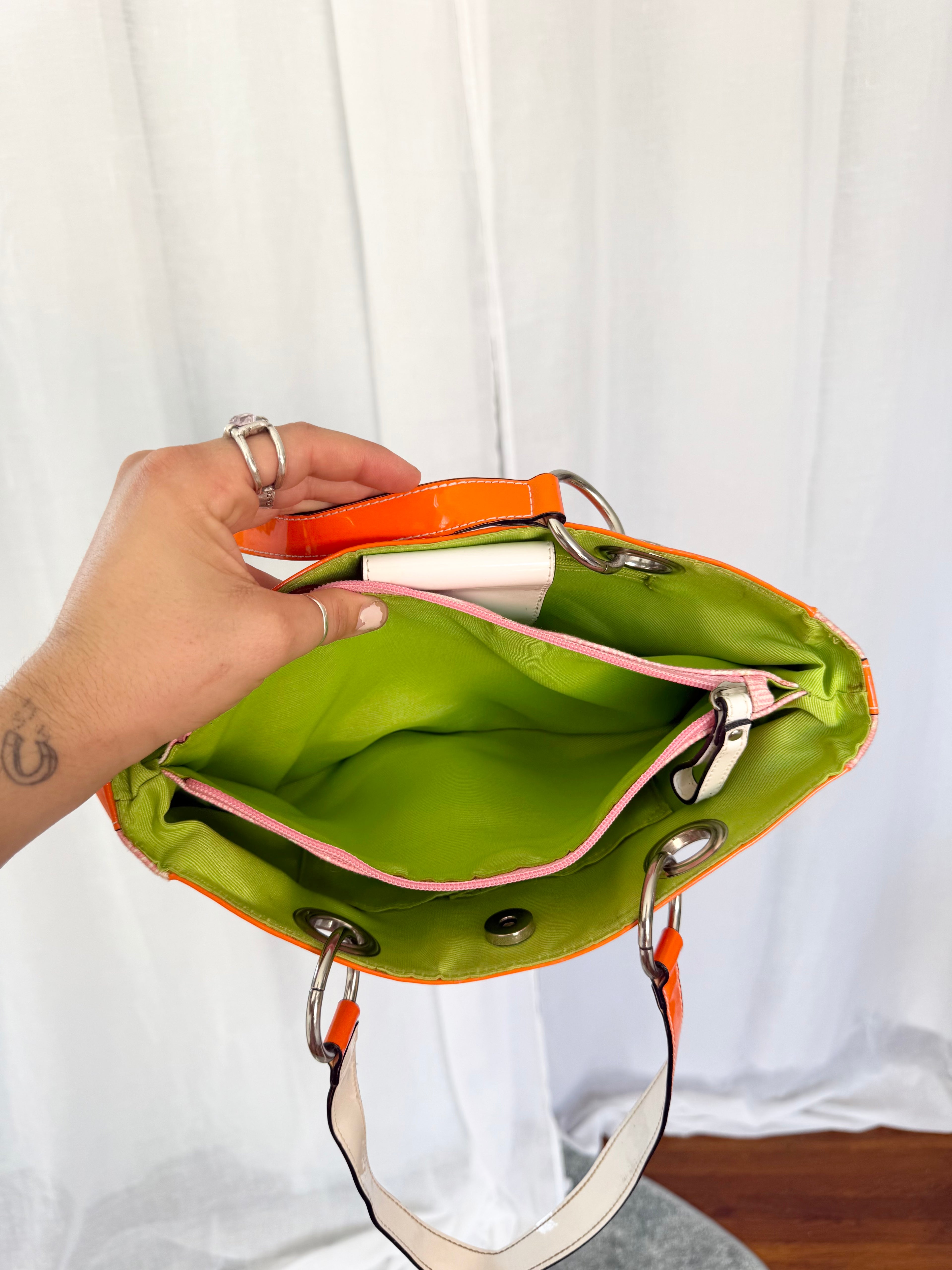 ✿ vintage guess Y2K floral shoulder bag