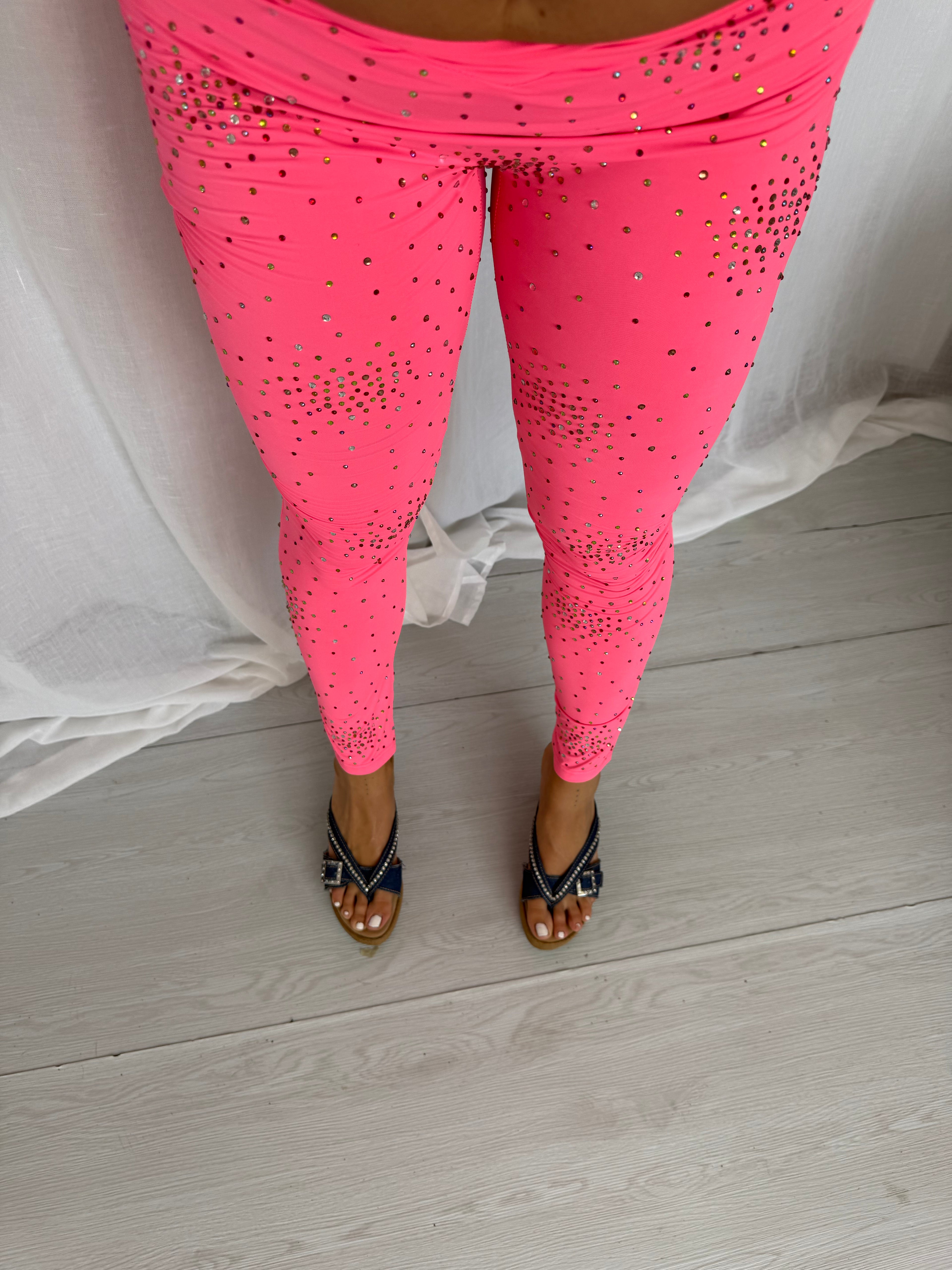 ˙⟡ neon pink rhinestone leggings ⟡˙⋆
