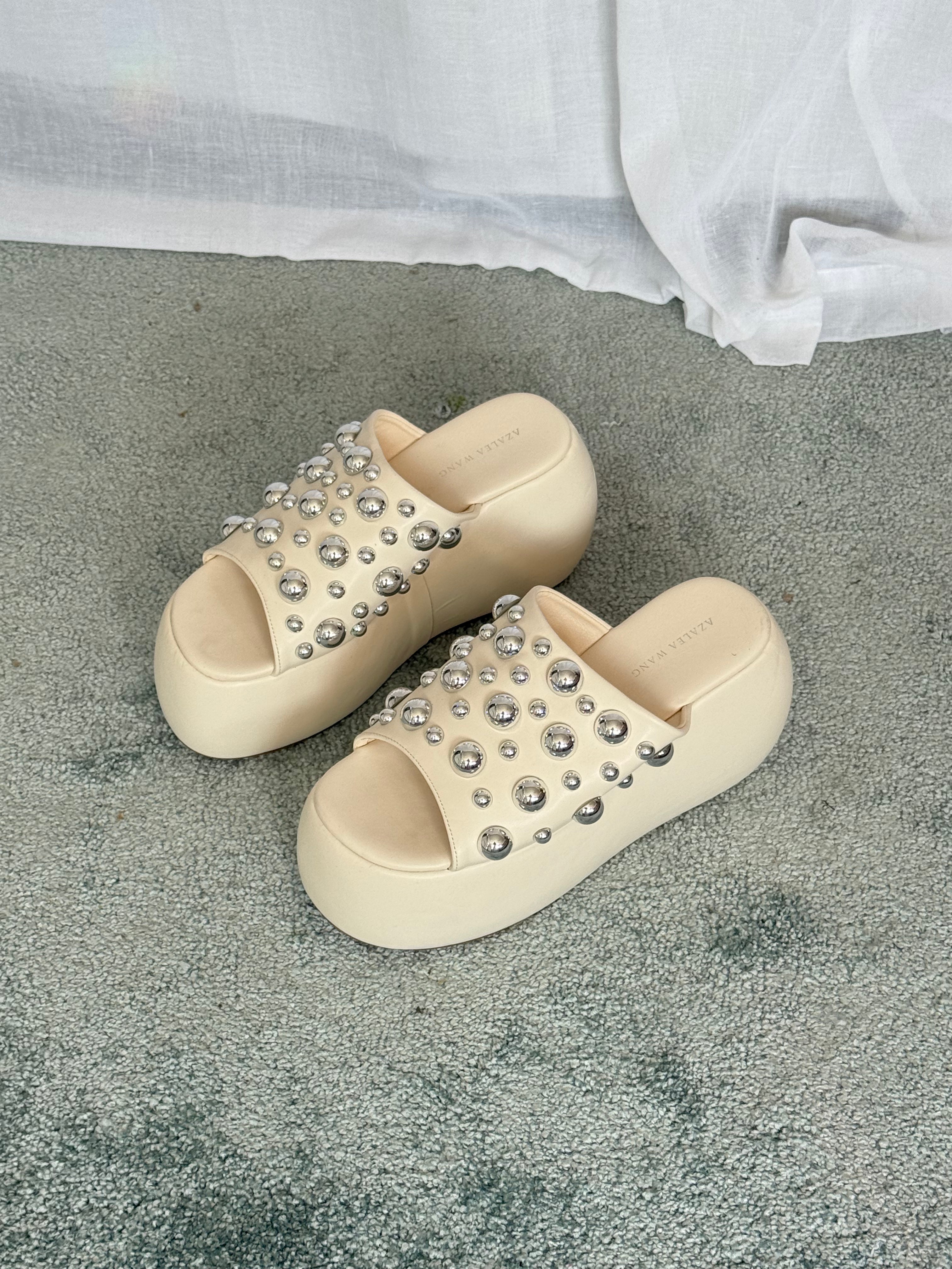 ✿ studded chunky platform slides