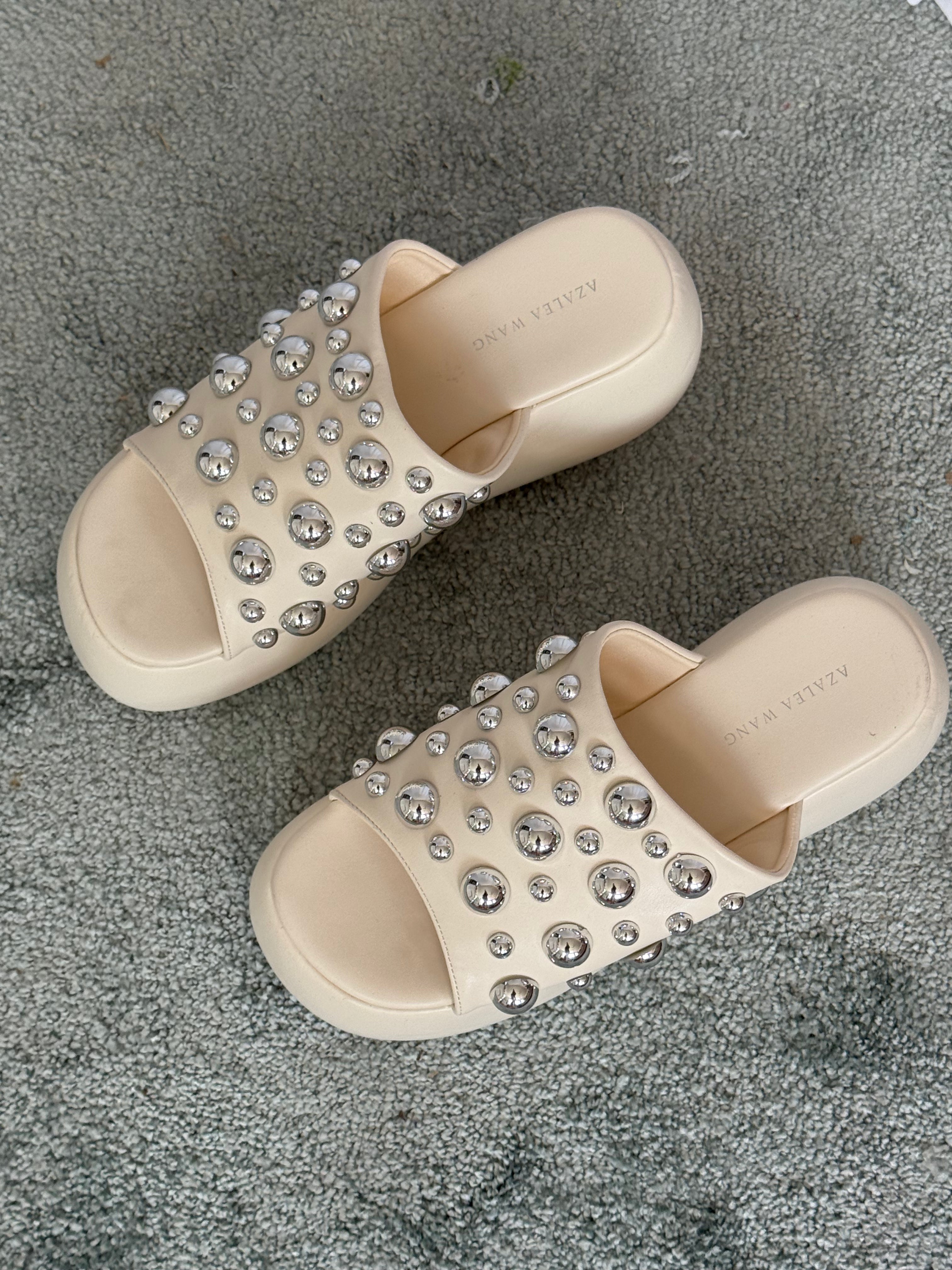 ✿ studded chunky platform slides
