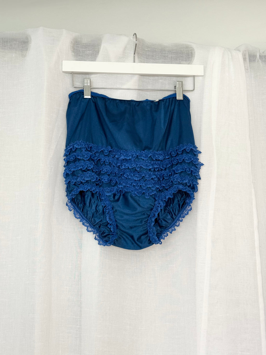 ✿ vintage 60’s cobalt lace ruffle bloomers