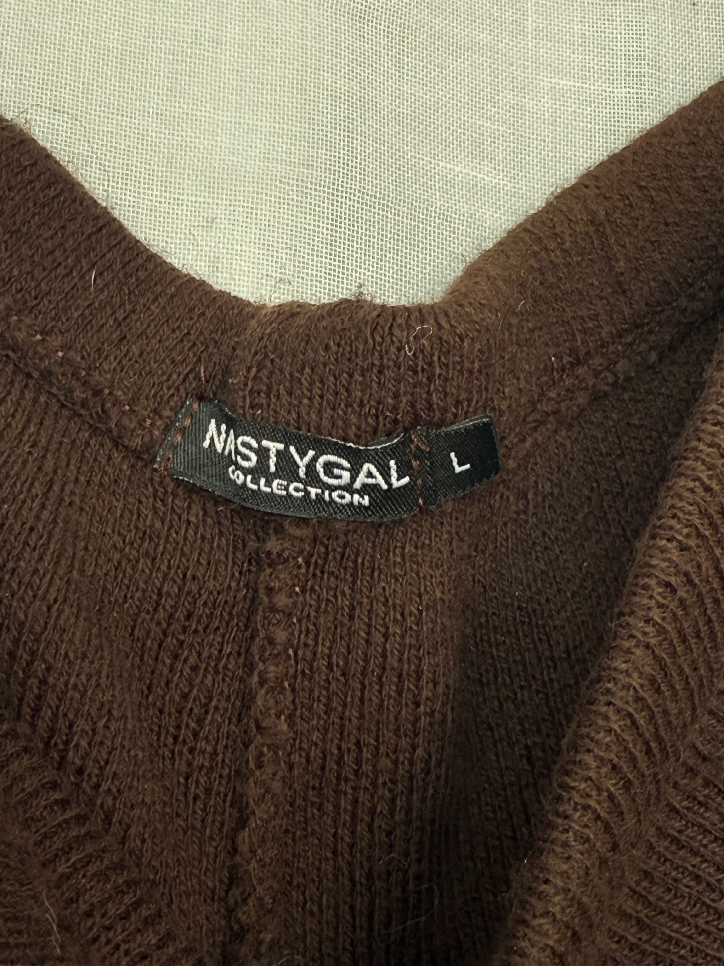 ⋆𓆩♡𓆪 brown knit mini shorts