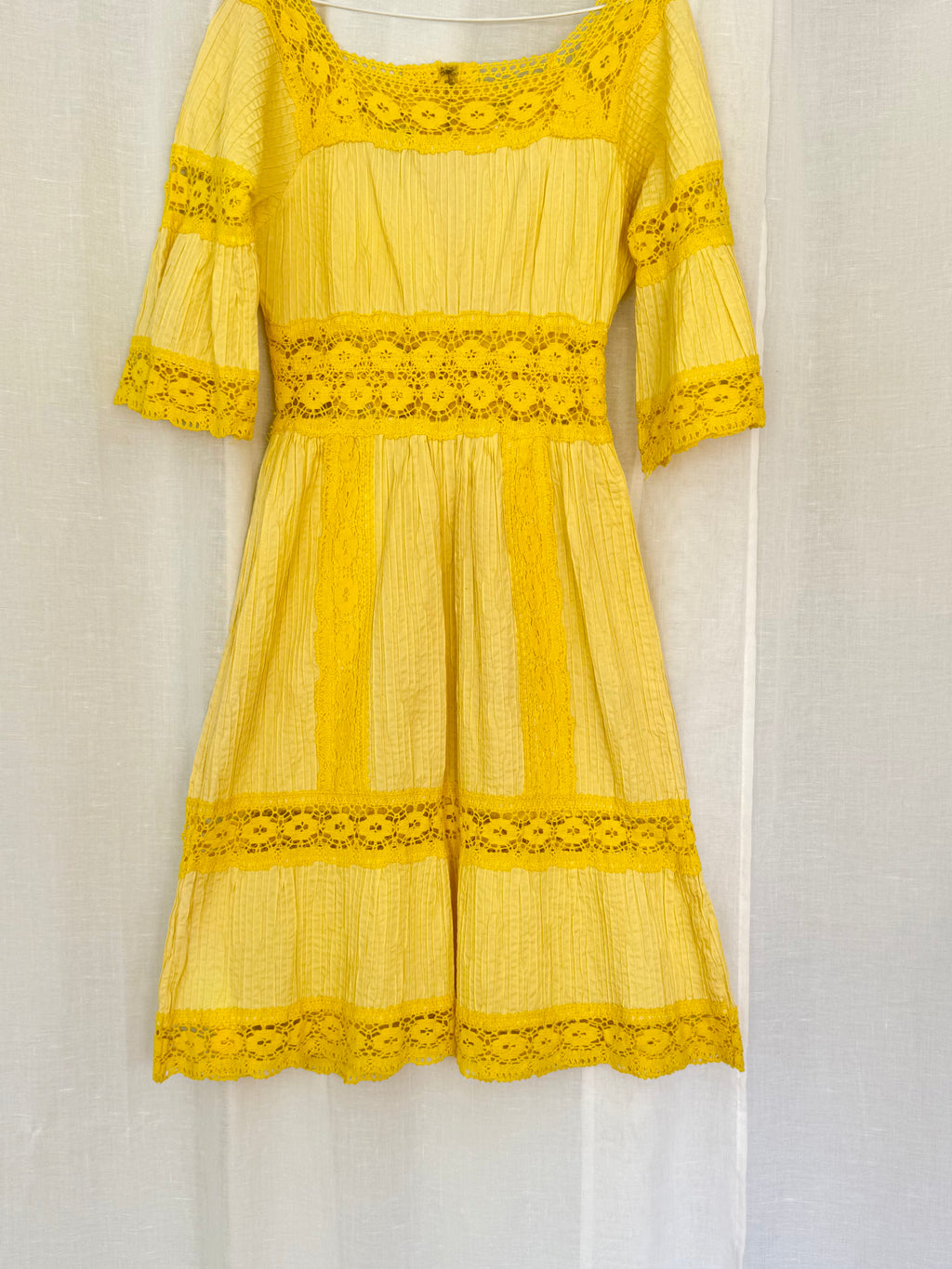✿ vintage yellow lace prairie dress