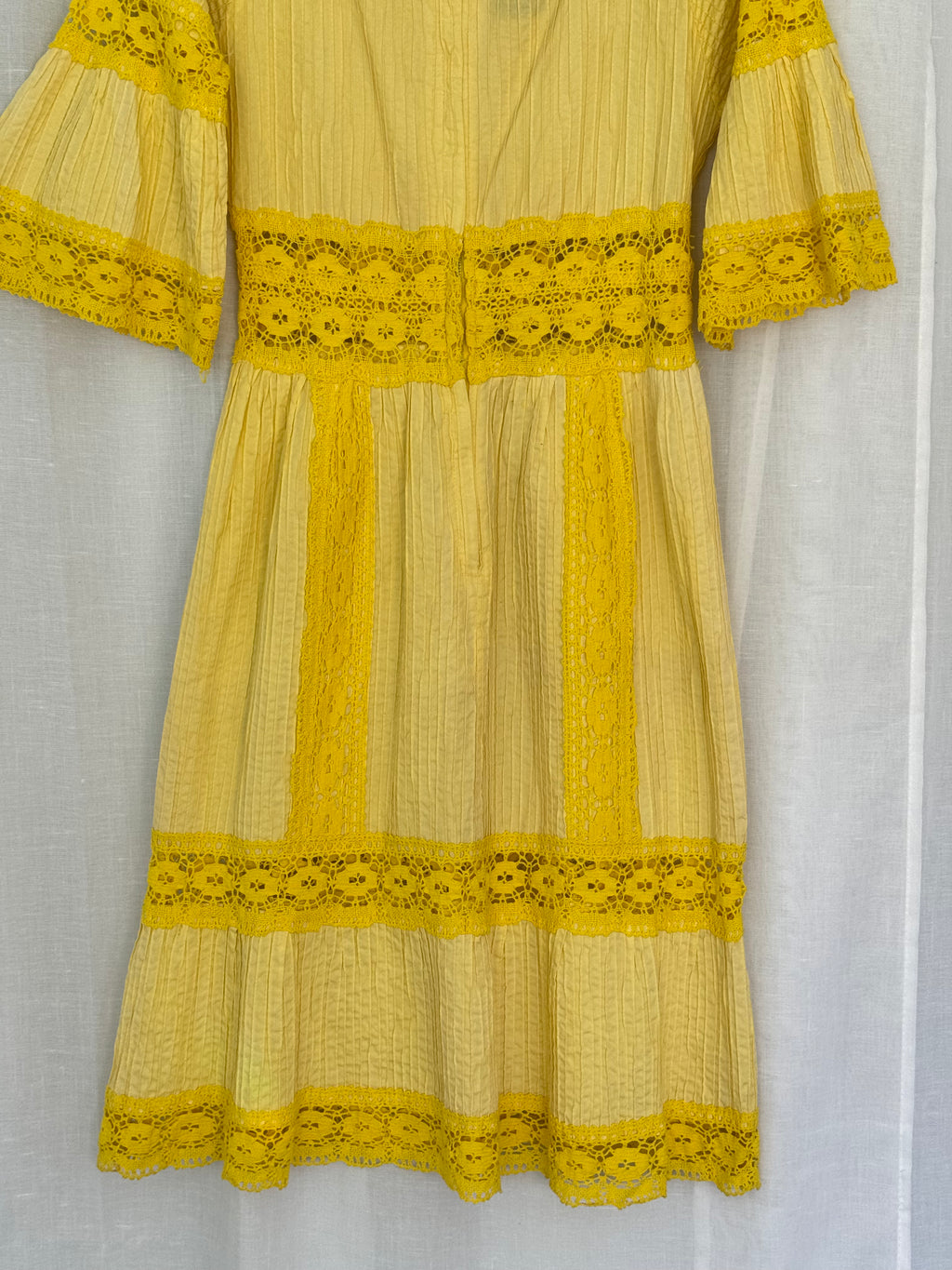 ✿ vintage yellow lace prairie dress