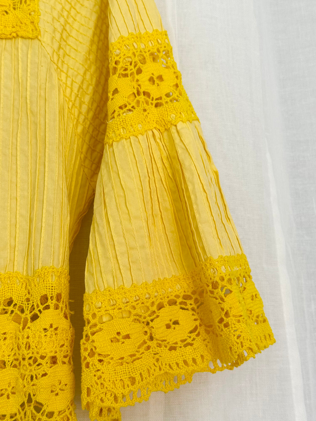 ✿ vintage yellow lace prairie dress