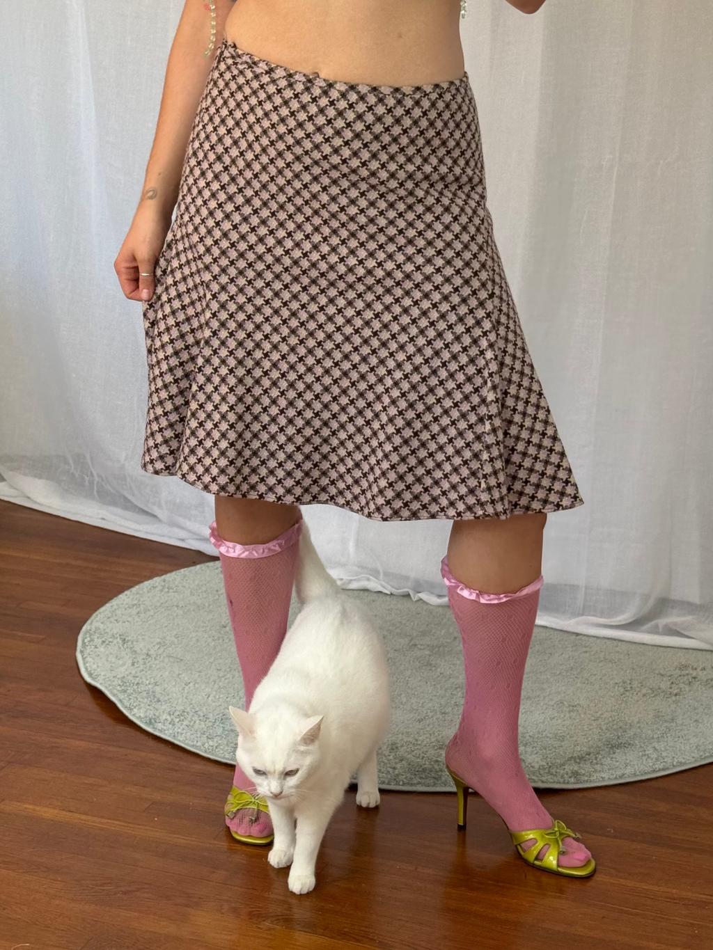 ✿ y2k banana republic houndstooth midi skirt - 30"