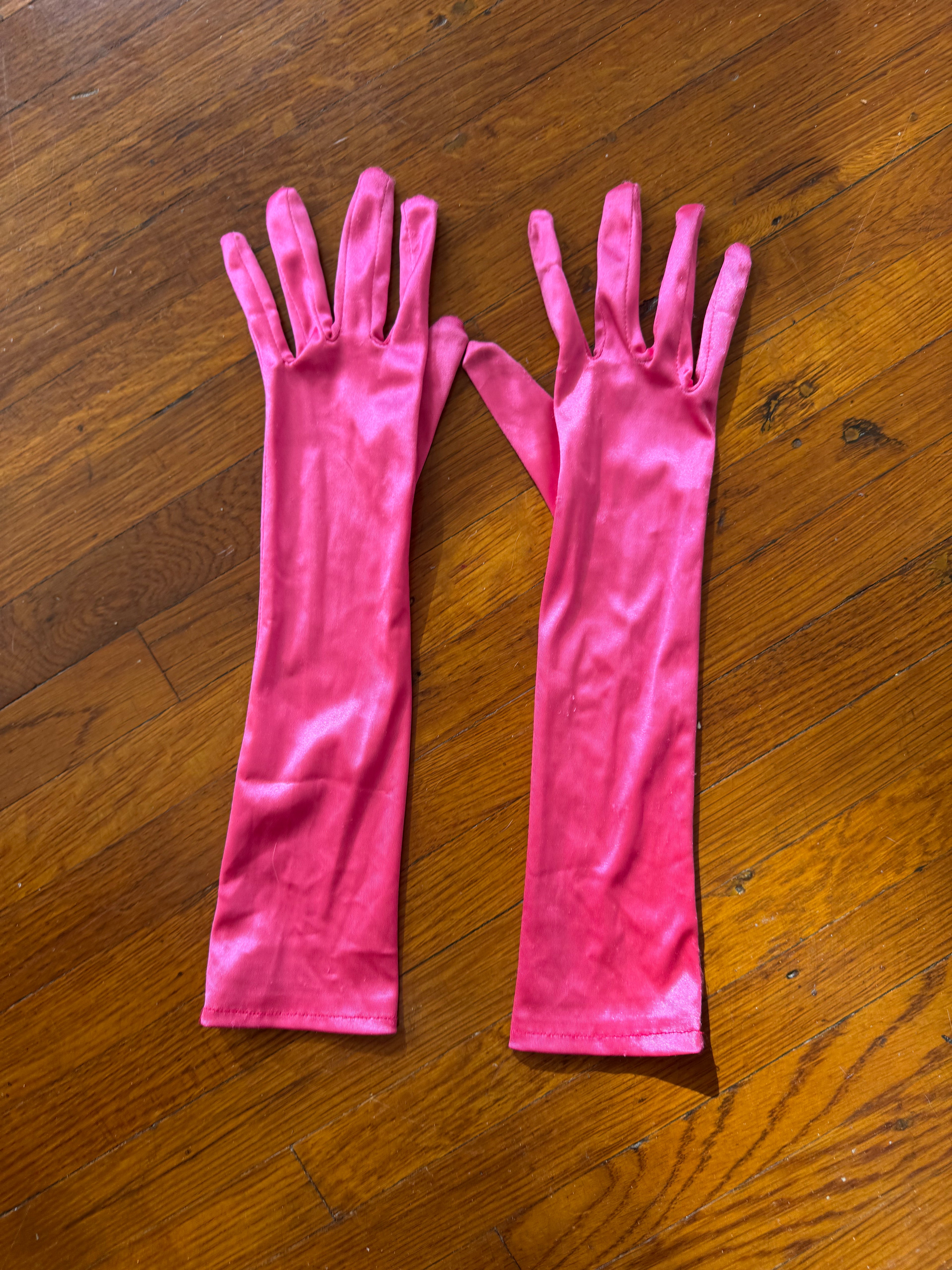 pink gloves